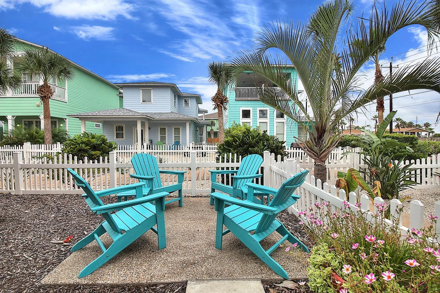 Other in Pelicans Perch VW21