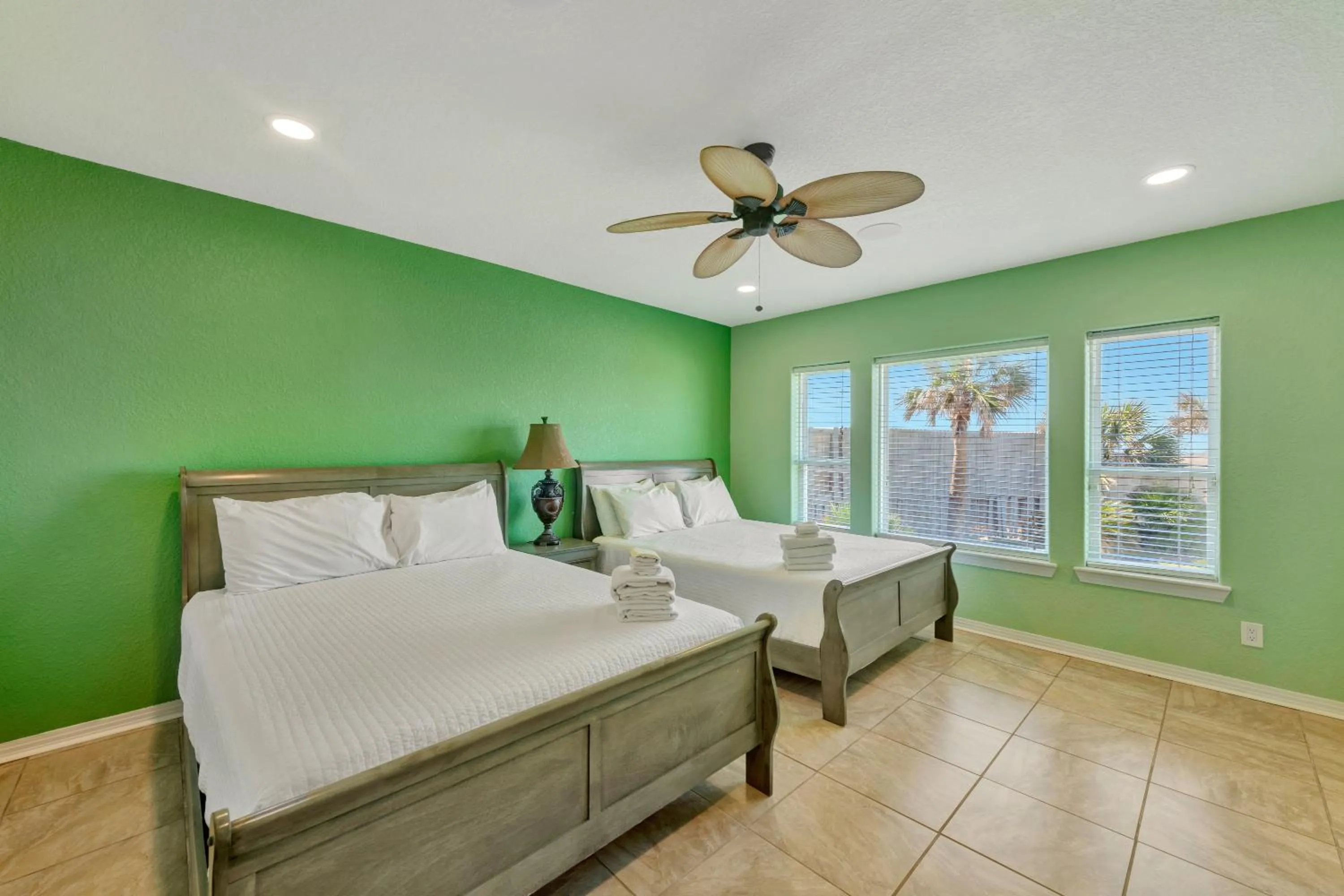 Other in Executive Beach Paradise SH7345