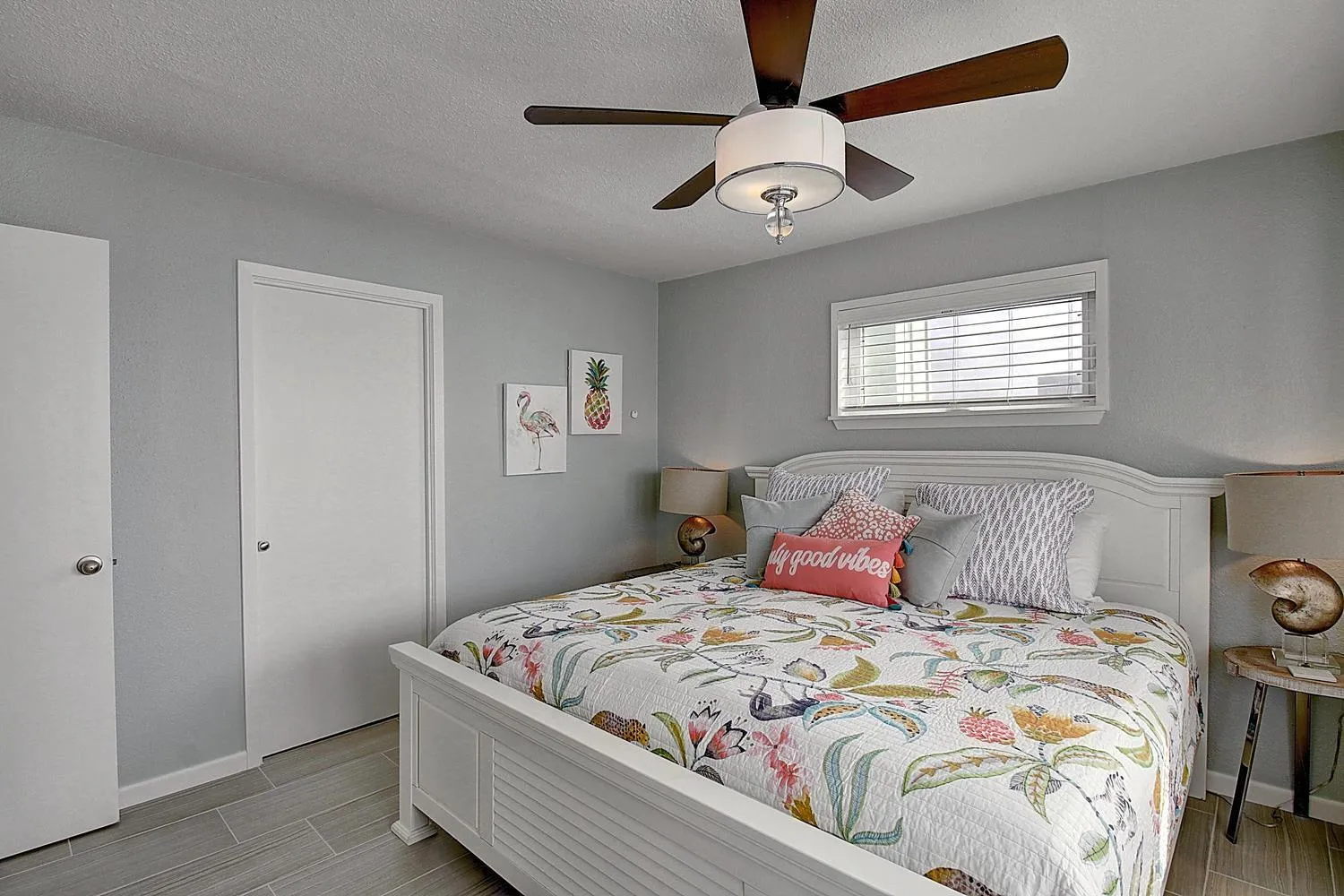 Other, Bed in Waters Edge 6LC