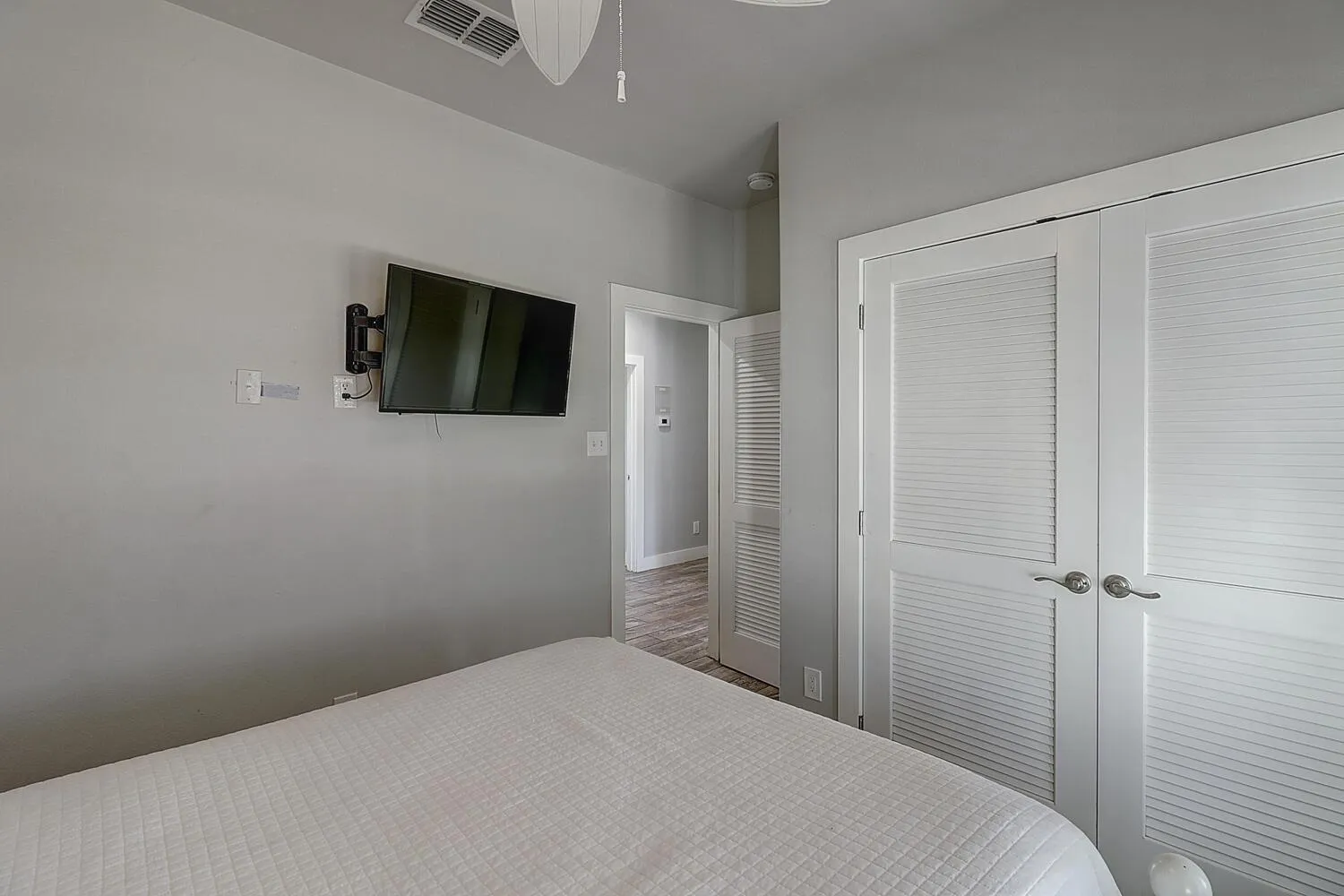 Other, Bed in The Pearl of Port A GW108