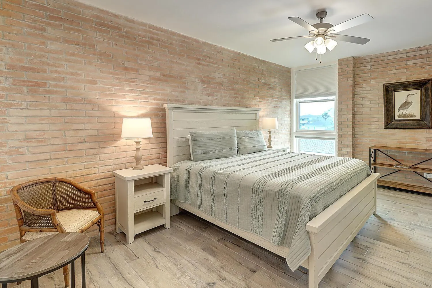 Other, Bed in Channelview CV216