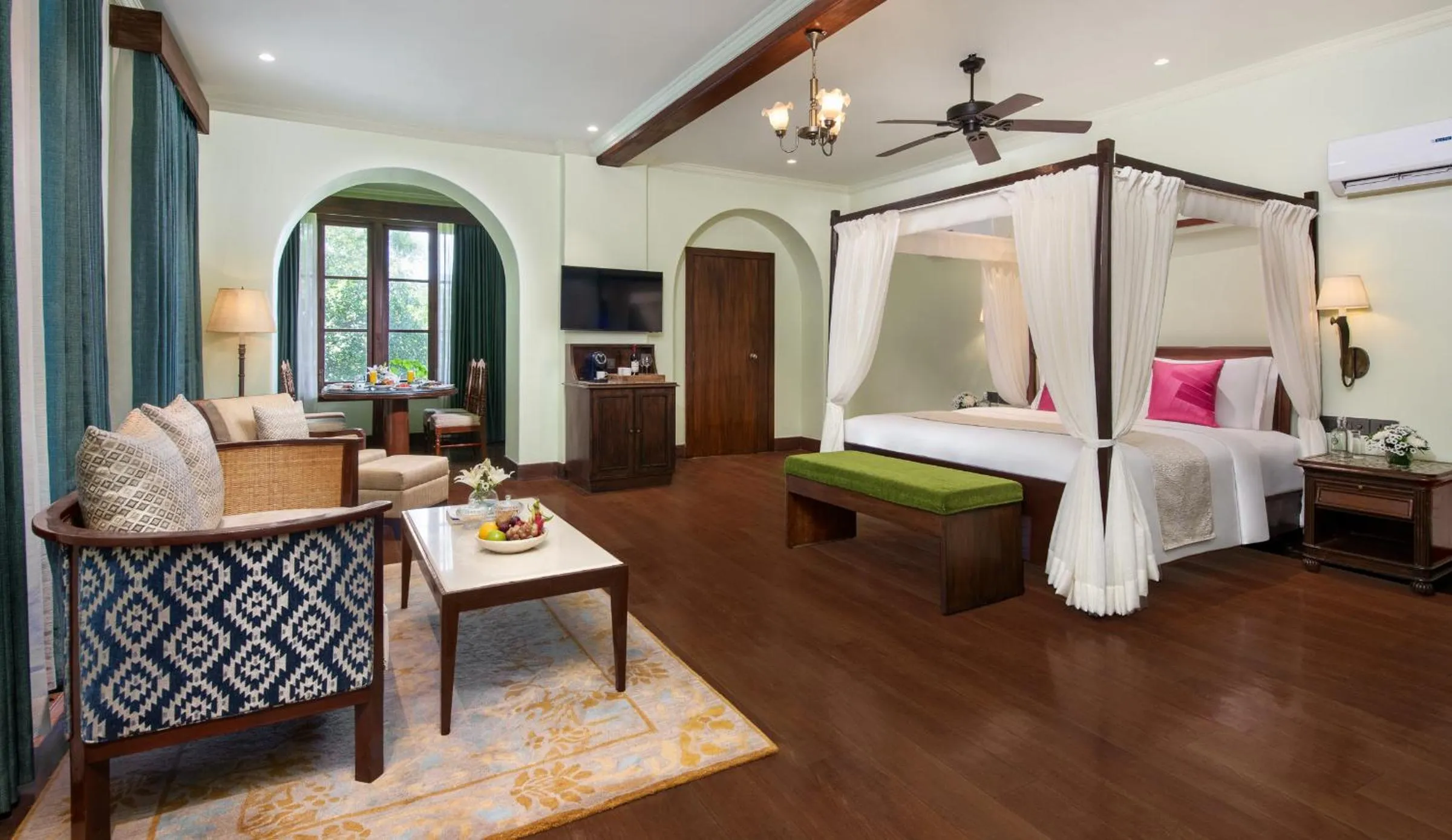 Bed in Gateway Madurai