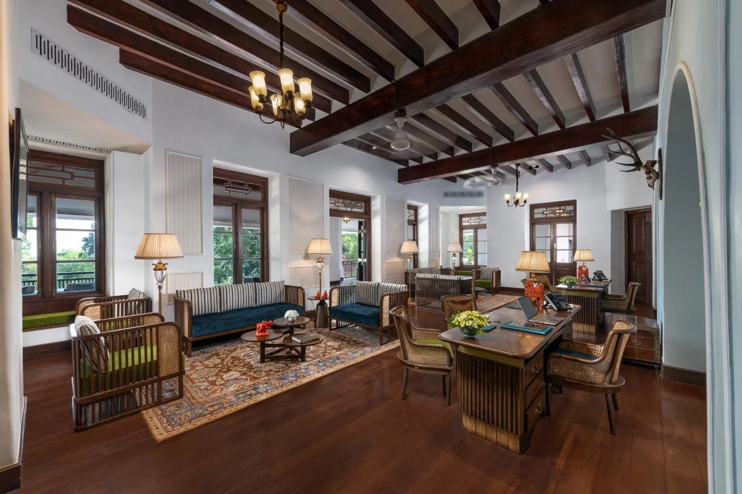 Seating area in Gateway Madurai