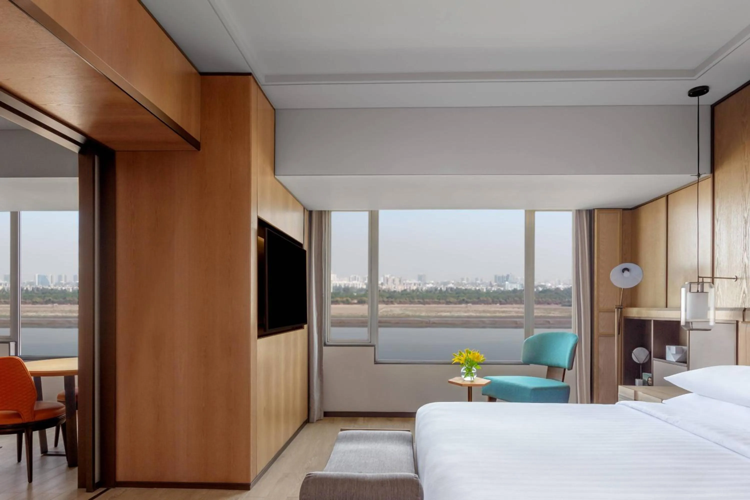 Bedroom, Bed in Surat Marriott Hotel