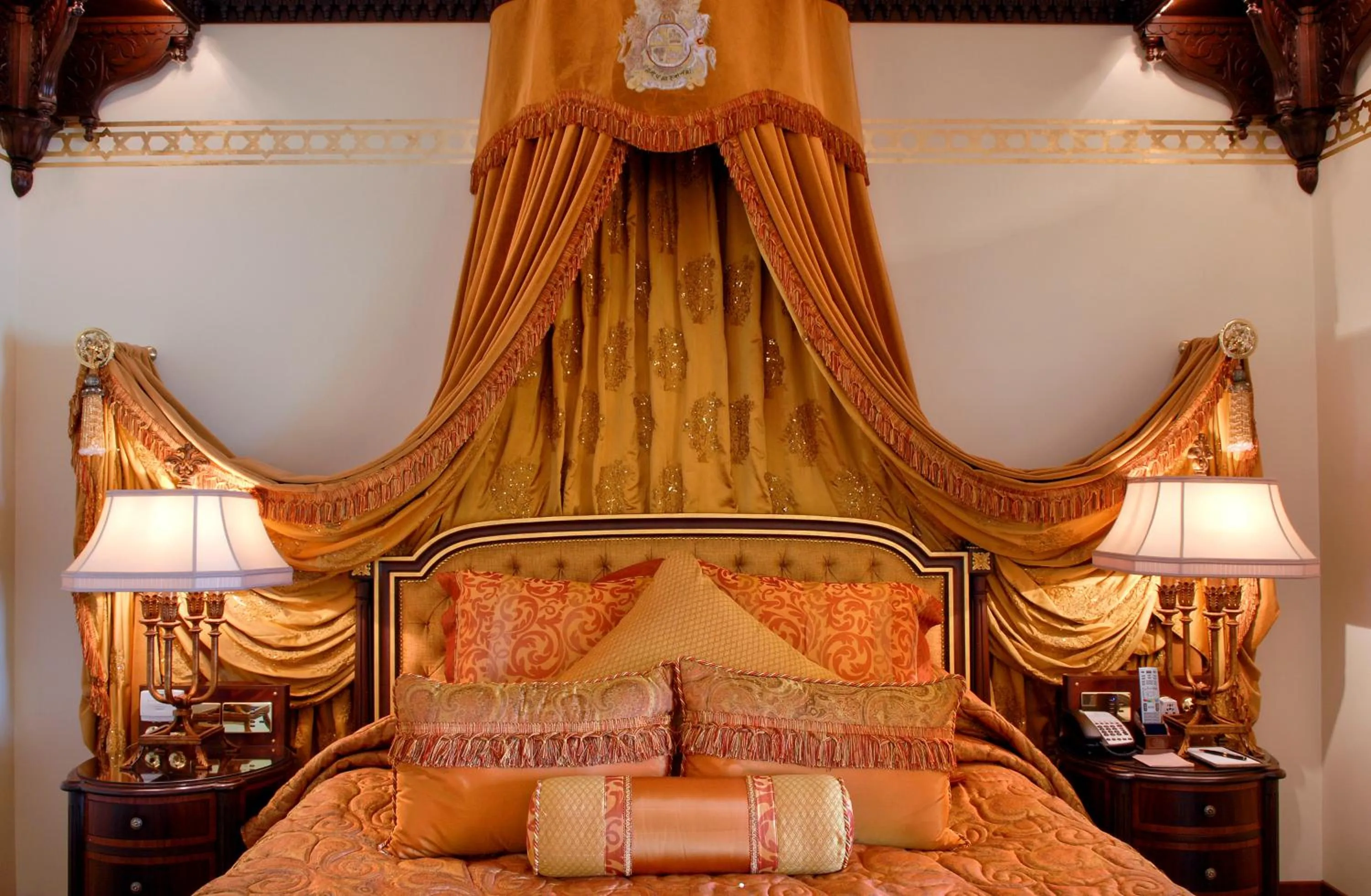 Bed in Rambagh Palace