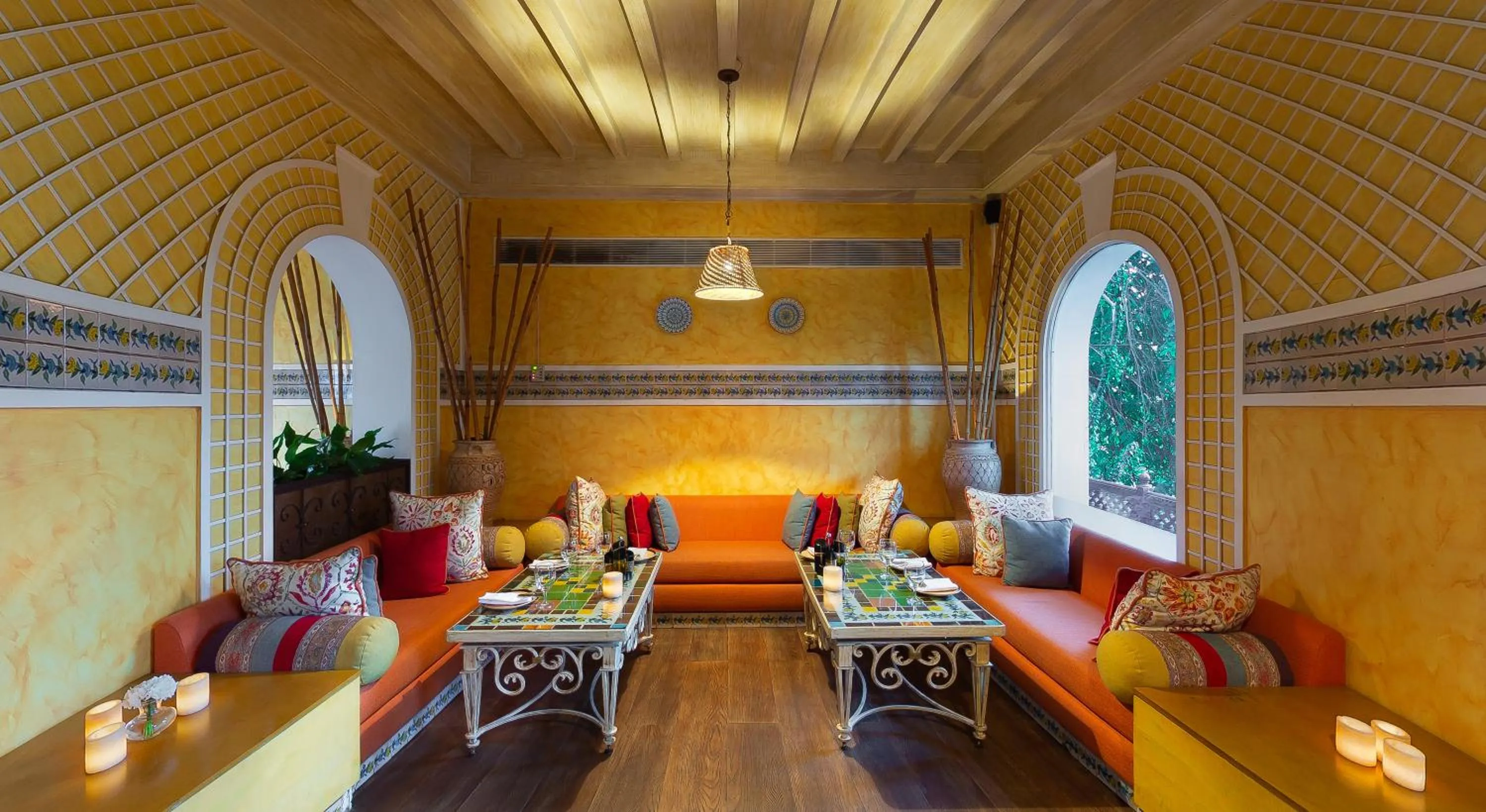 Restaurant/places to eat in Rambagh Palace