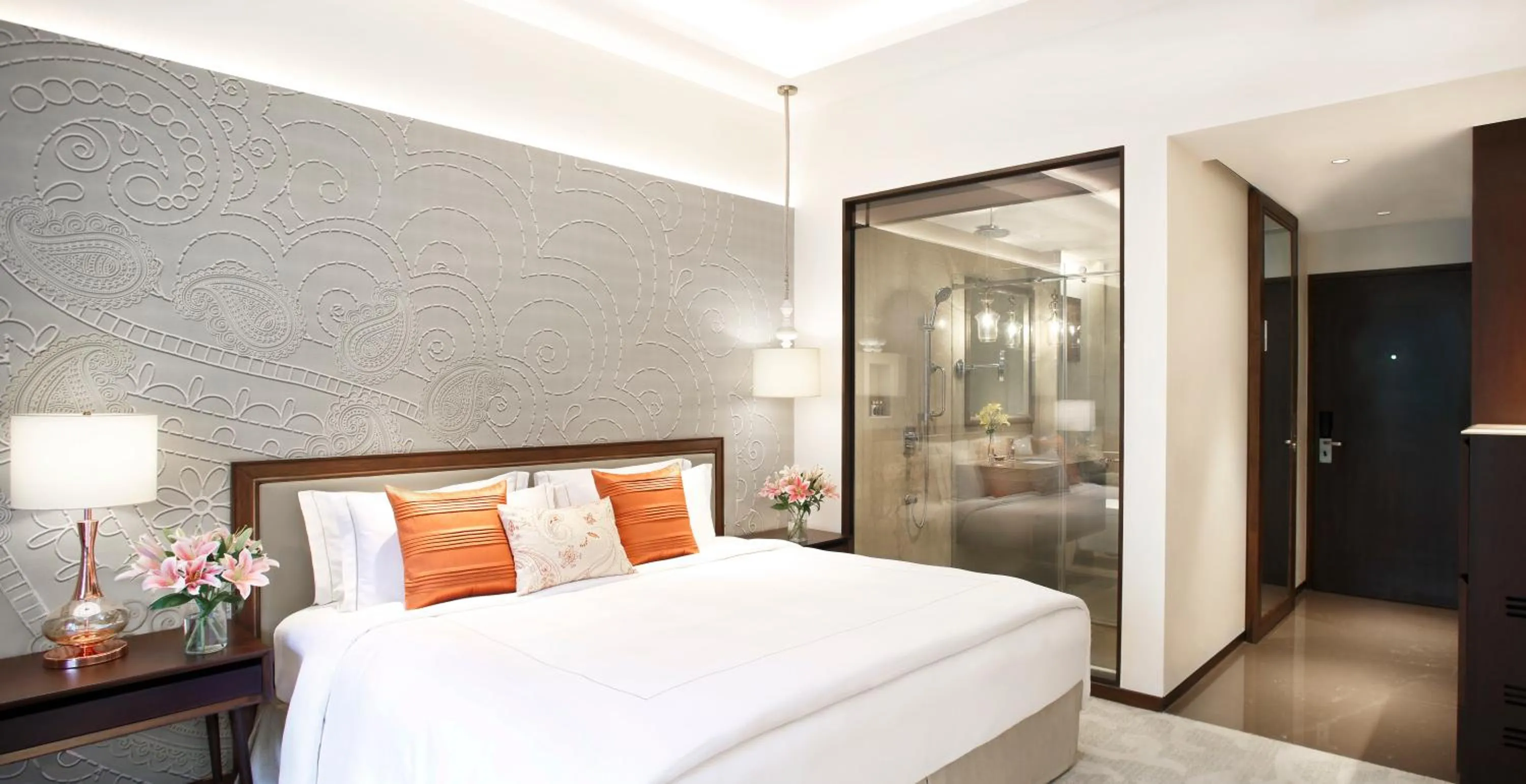 Deluxe Room King Bed - single occupancy in Taj Mahal Lucknow