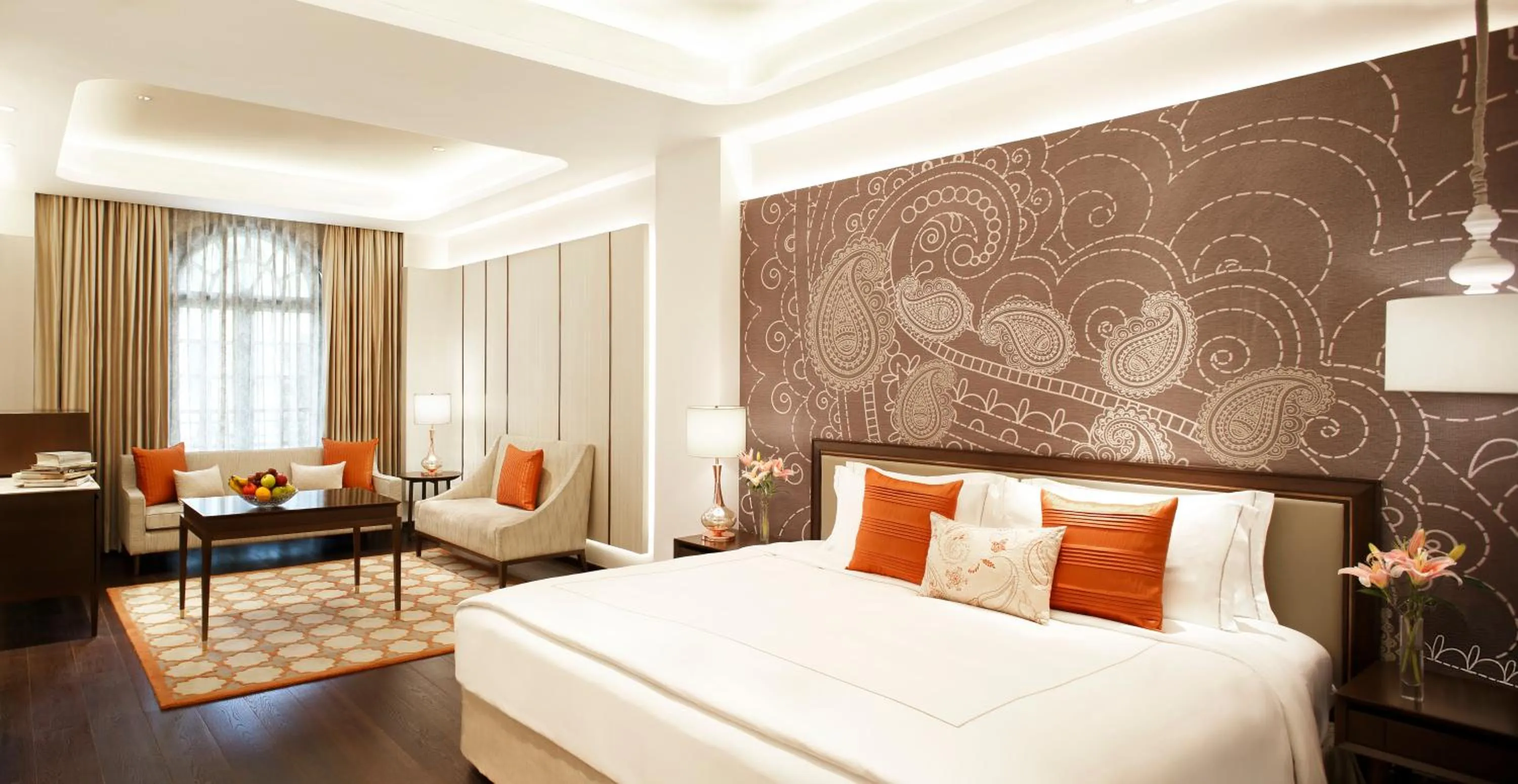 Bedroom, Bed in Taj Mahal Lucknow