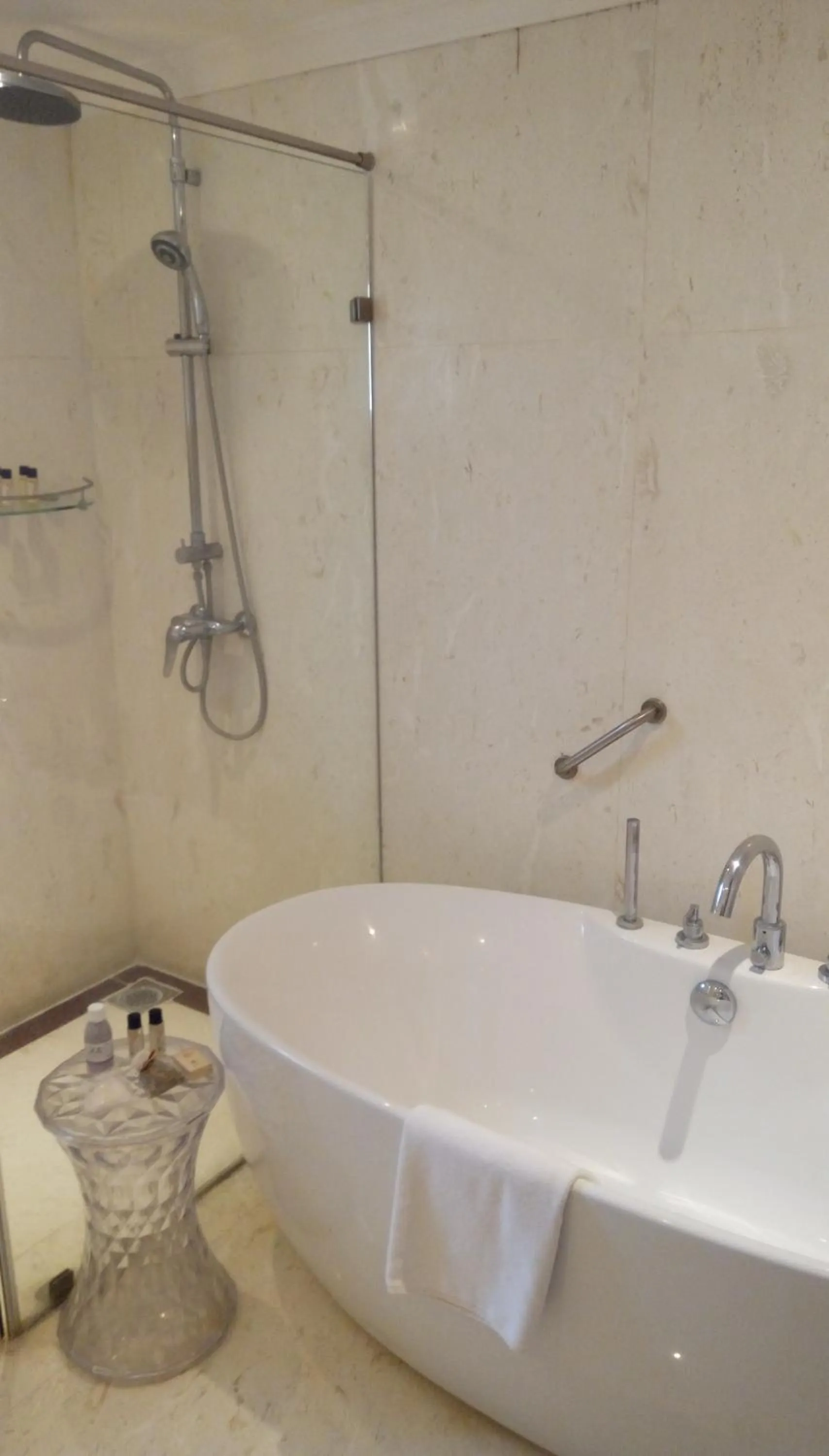 Bath in Taj Fisherman’s Cove Resort & Spa, Chennai