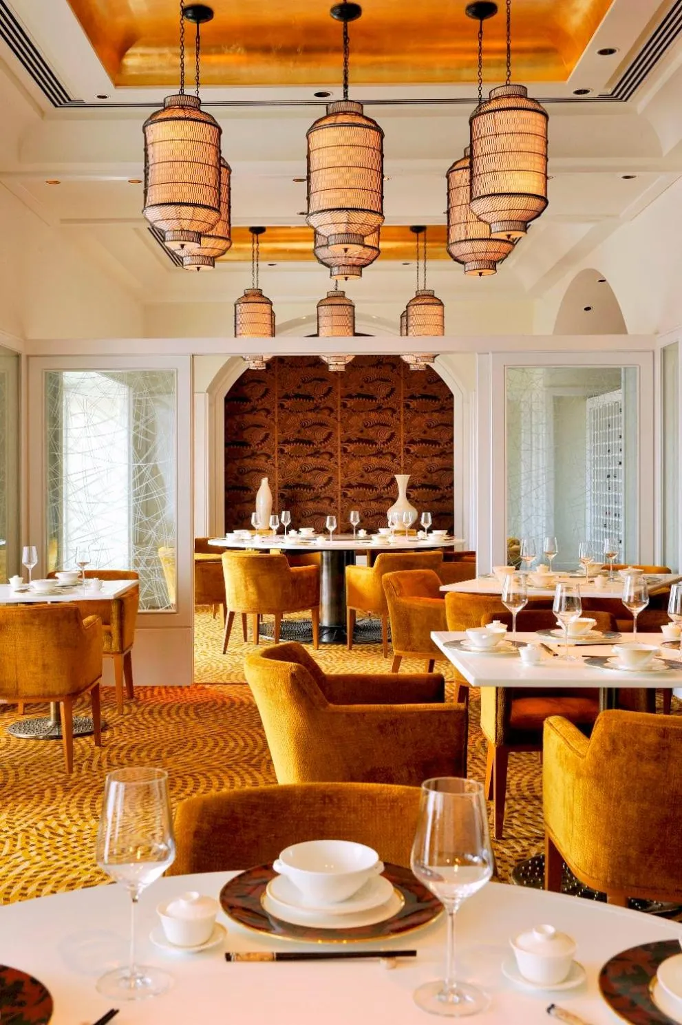 Restaurant/places to eat in The Taj Mahal Tower, Mumbai