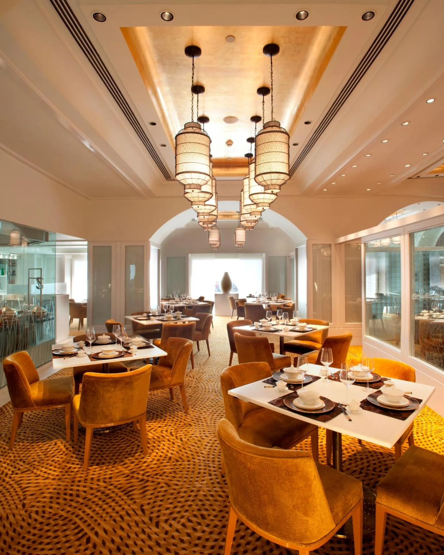 Restaurant/places to eat in The Taj Mahal Tower, Mumbai