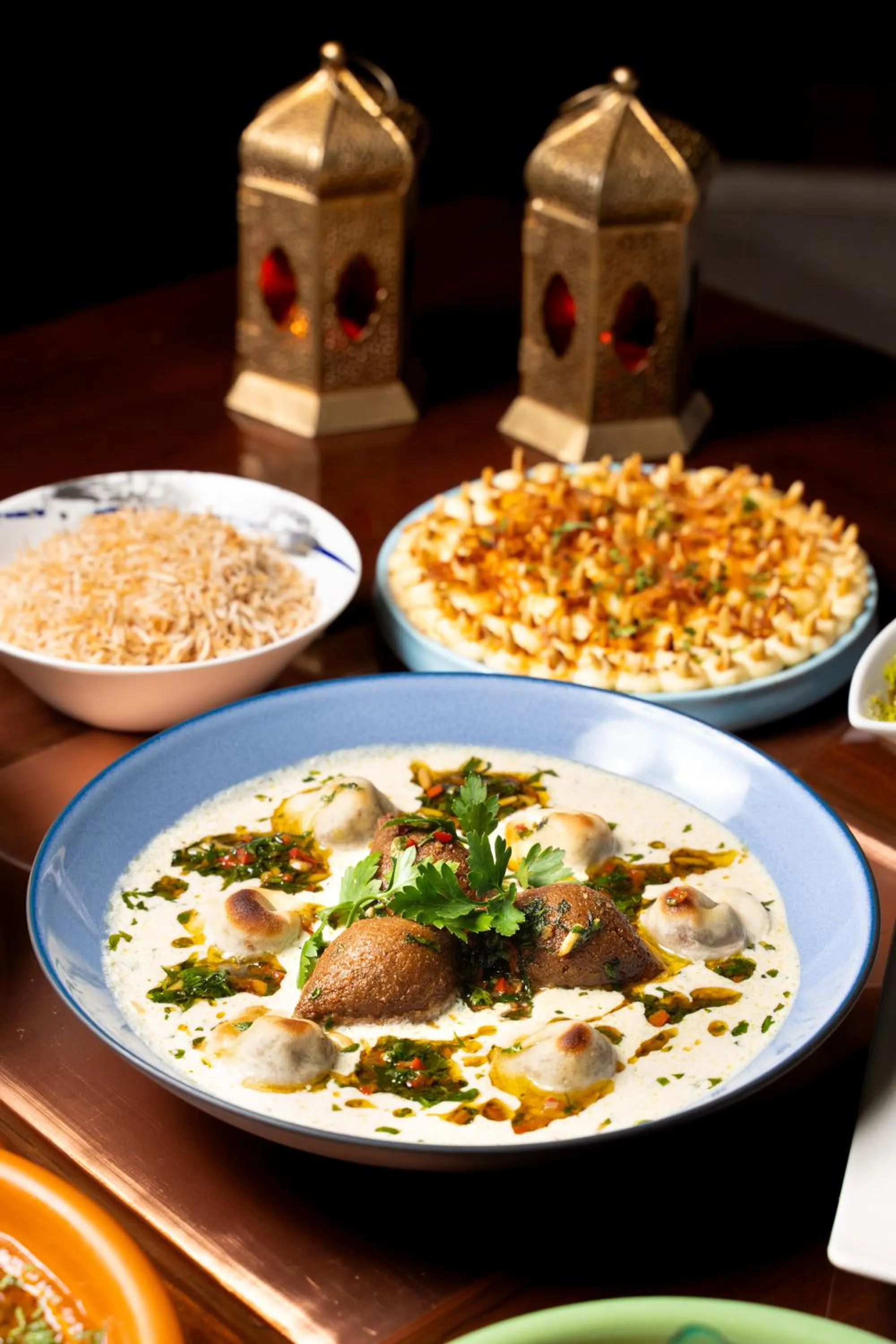 Restaurant/places to eat in The Taj Mahal Tower, Mumbai