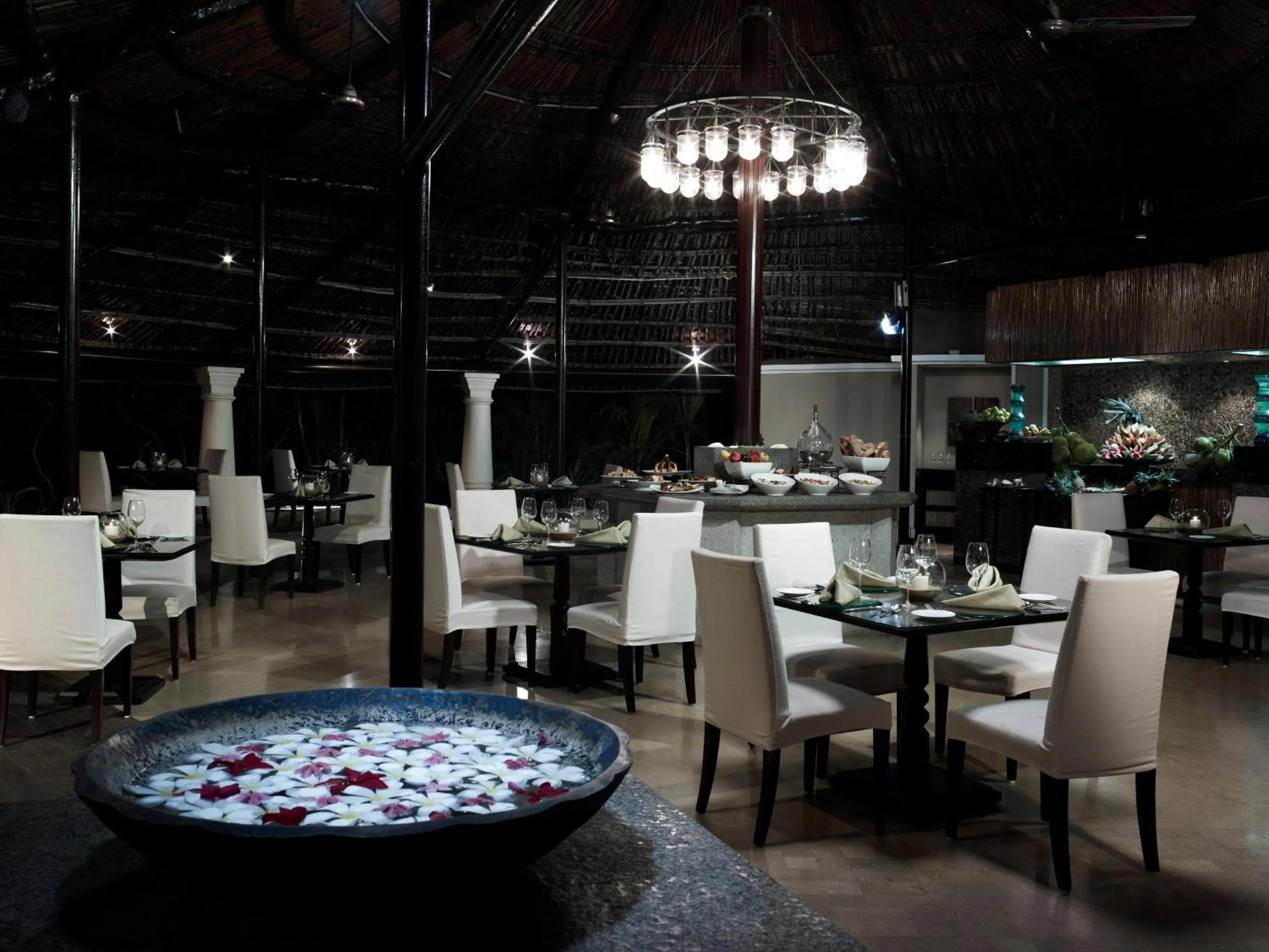 Restaurant/places to eat in Taj Holiday Village Resort & Spa, Goa