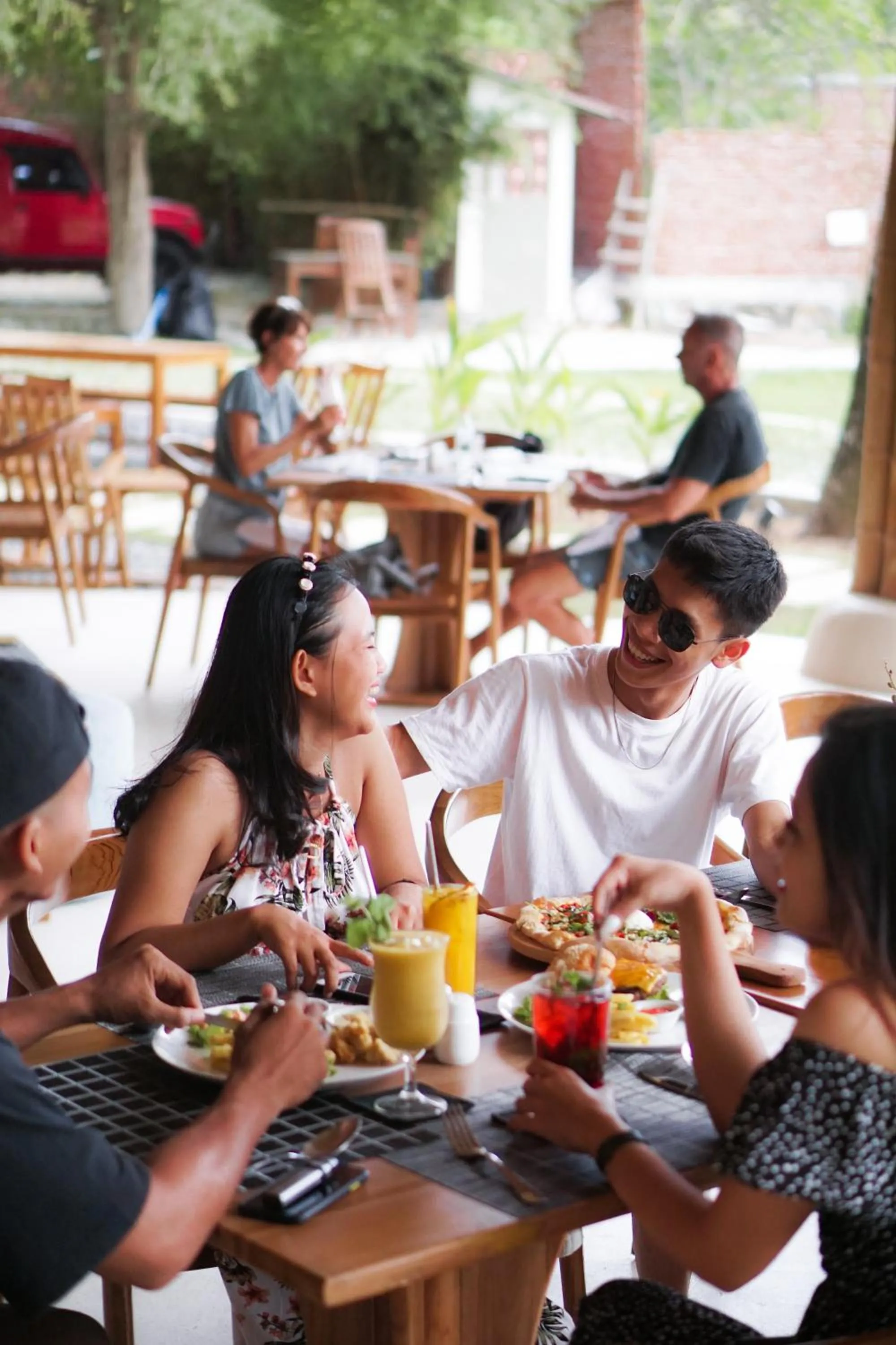Restaurant/places to eat in Tropik Resort Lombok