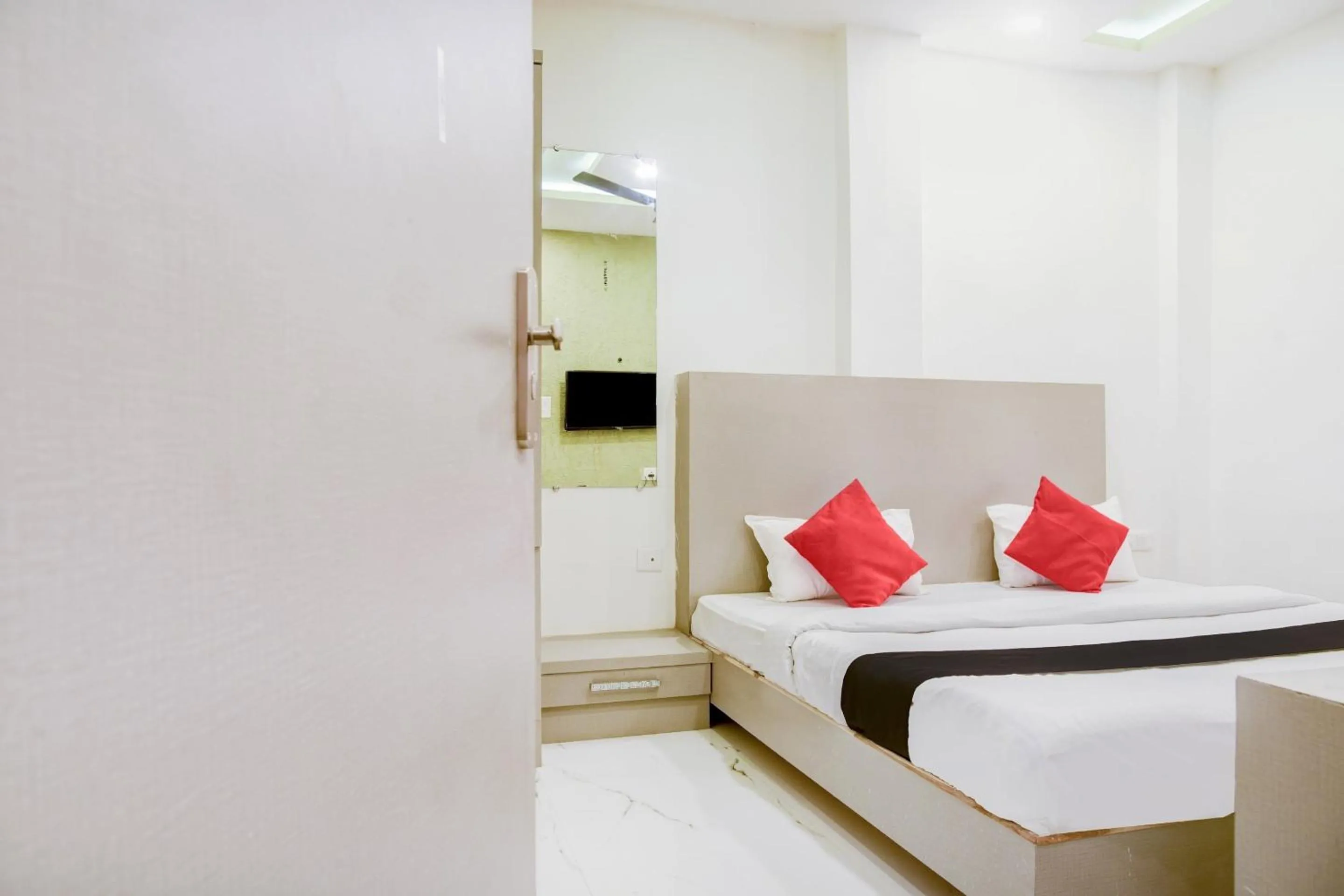 Bedroom, Bed in Super Hotel O Bine Venue