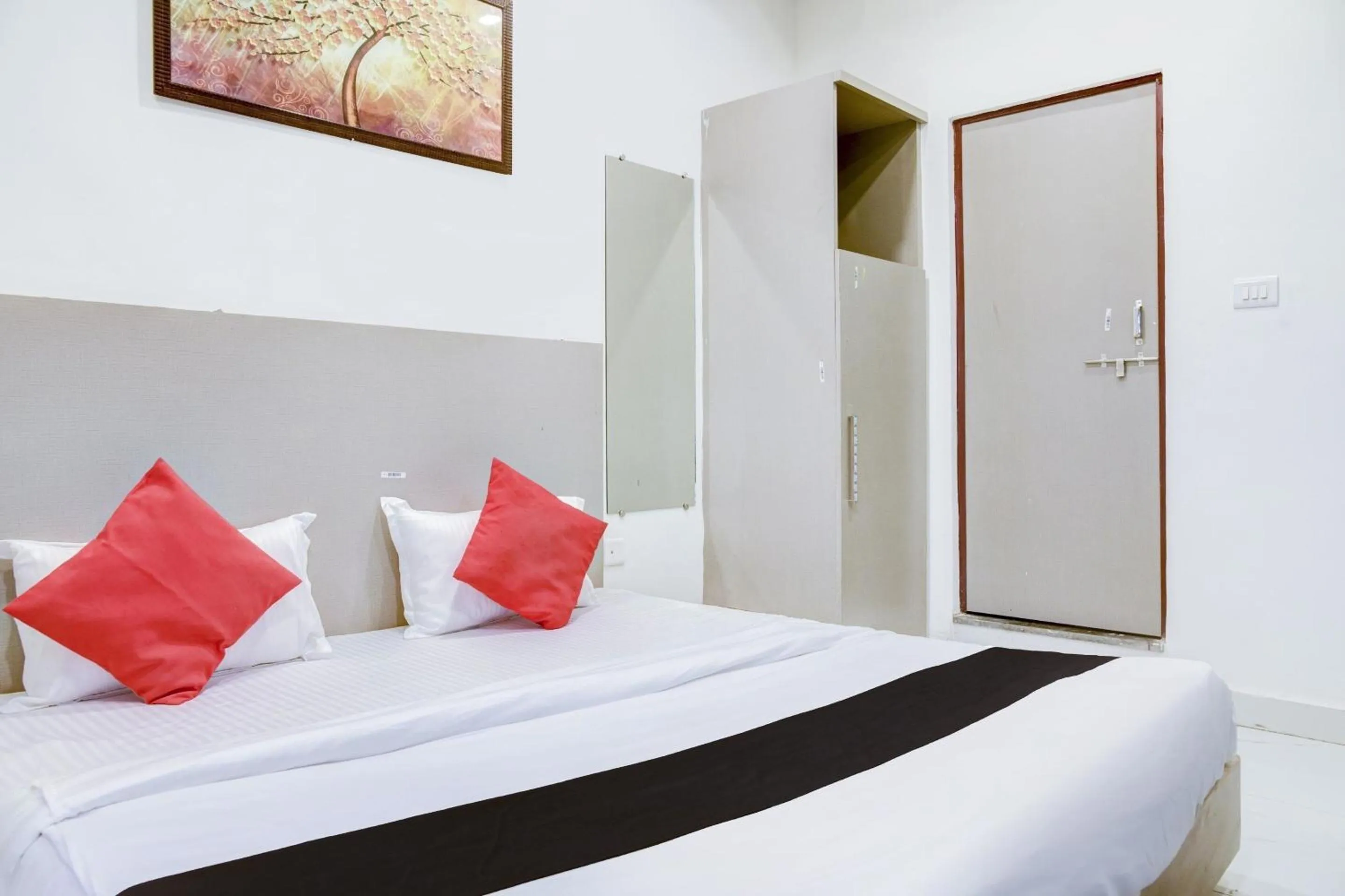 Bedroom, Bed in Super Hotel O Bine Venue