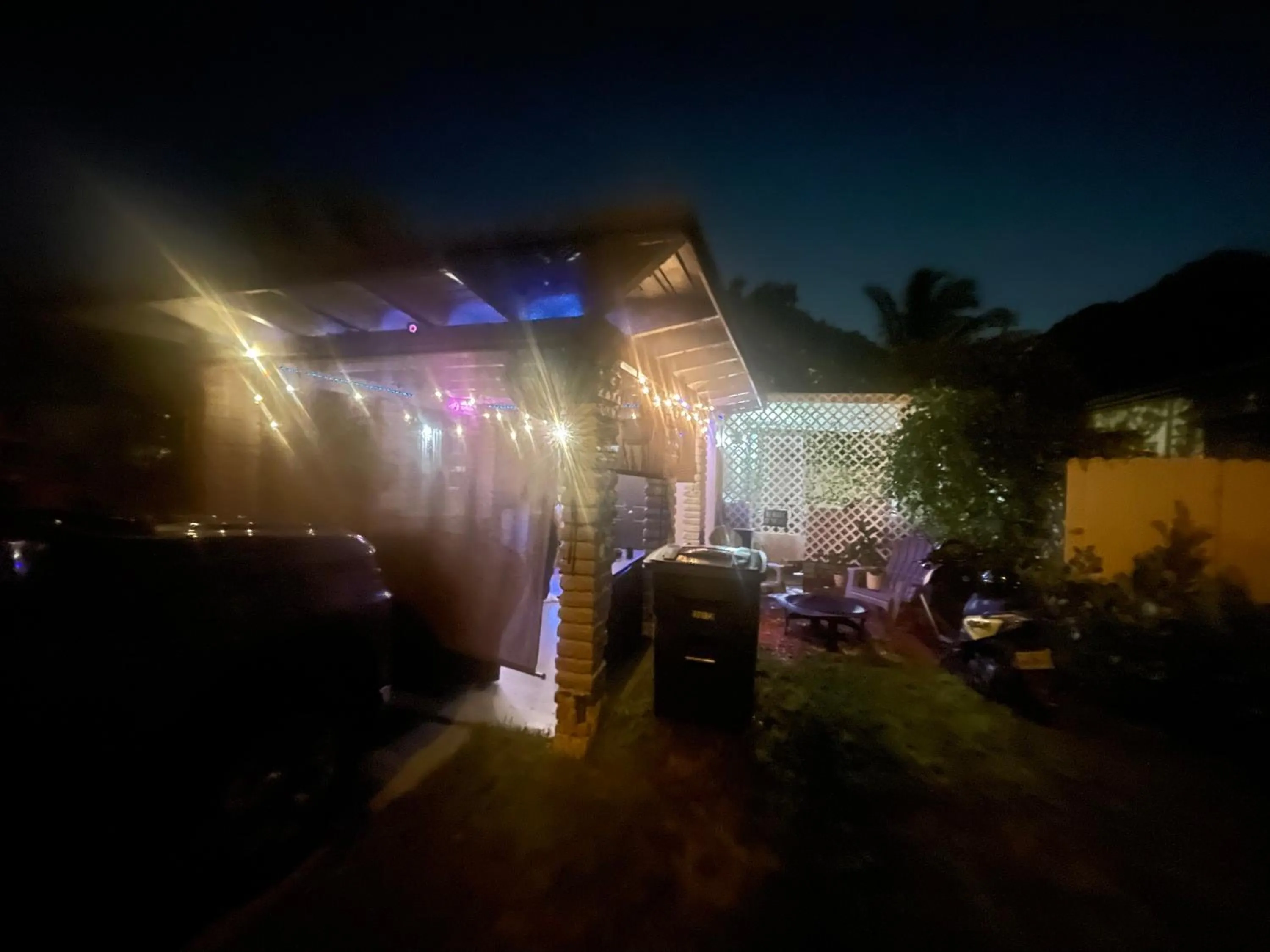 Miami Vibes "Hostel-Like" Shared Room