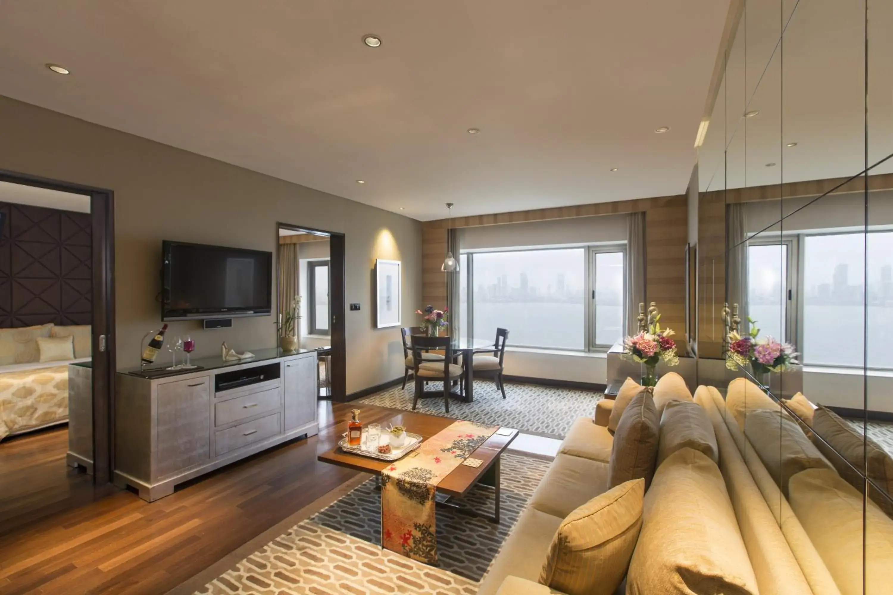 Luxury Suite -High tea, evening cocktails, butler service, Complimentary 1 way airport transfer in Taj Lands End Luxury Suite -High tea, evening cocktails, butler service, Complimentary 1 way airport transfer in Taj Lands End