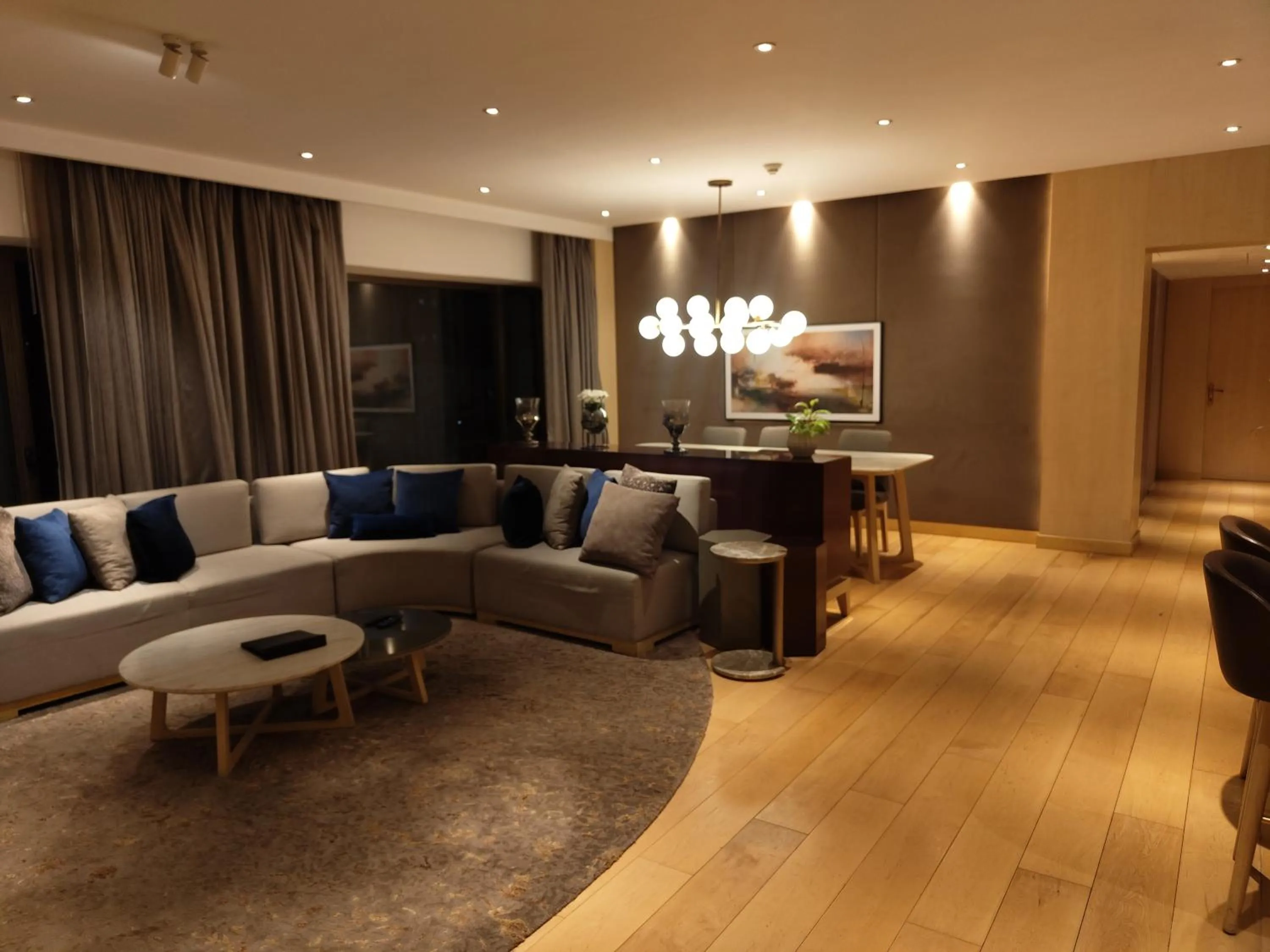 TV and multimedia in Taj Lands End