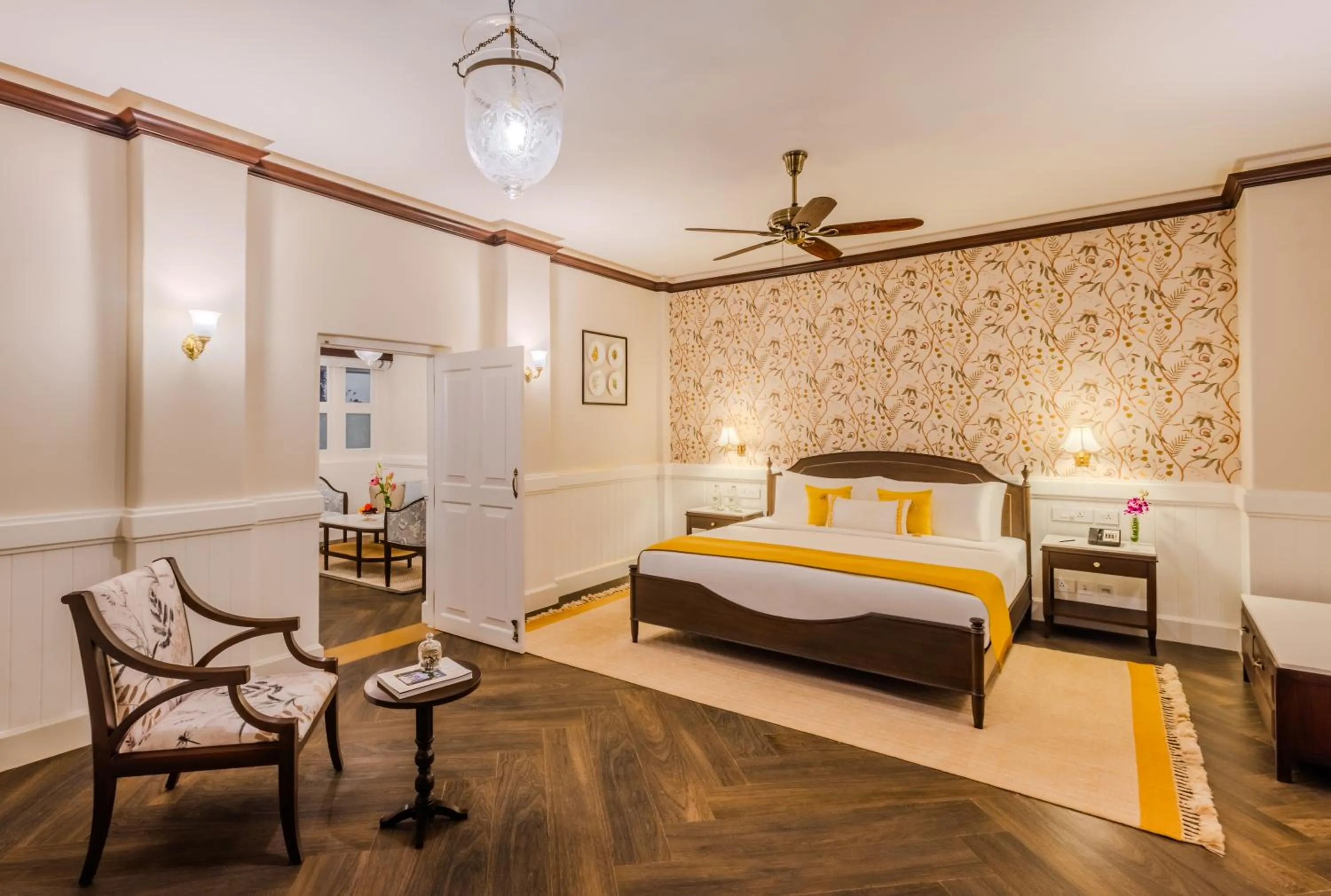 Bedroom, Bed in Gateway Coonoor