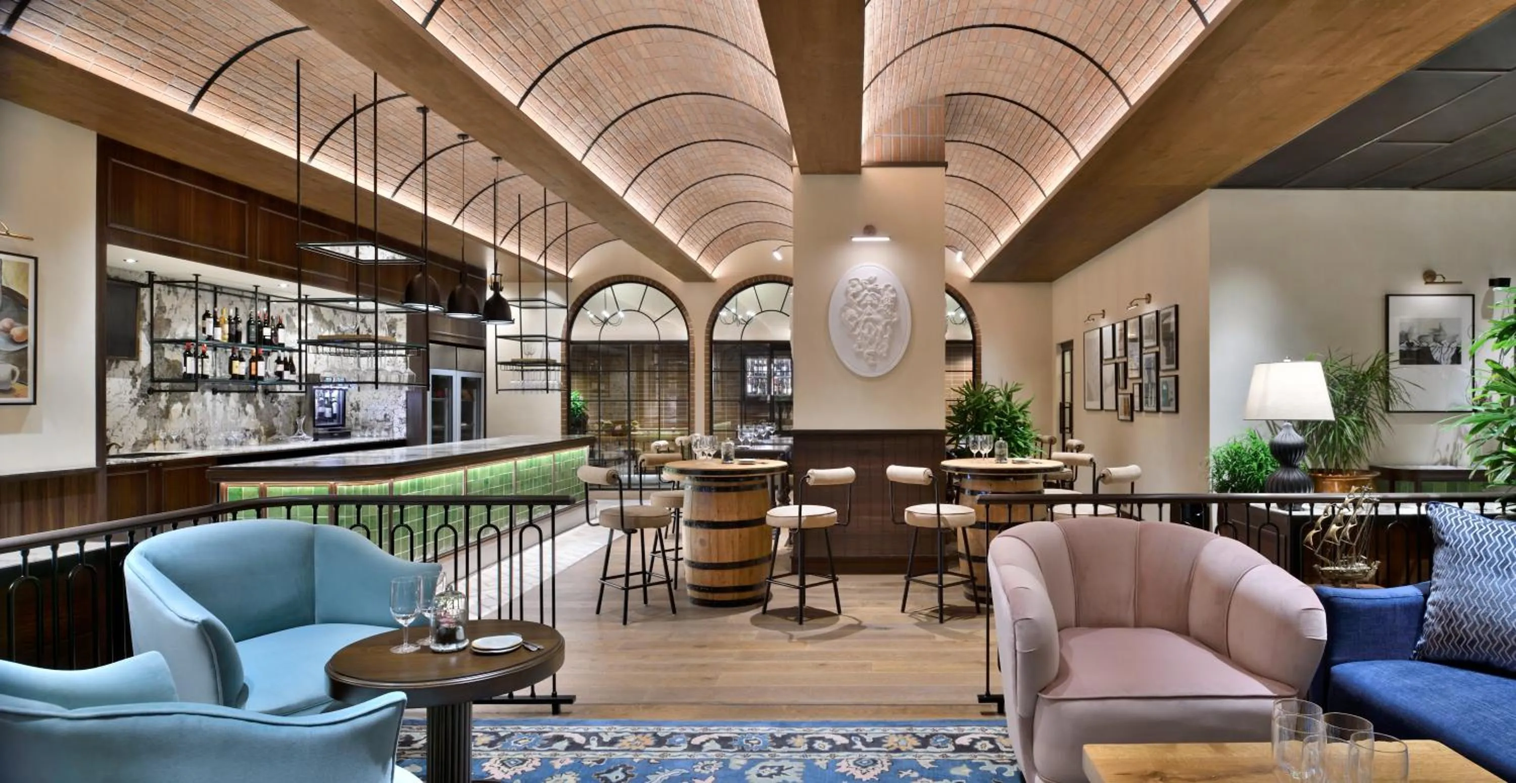 Restaurant/places to eat in Taj Mahal, New Delhi