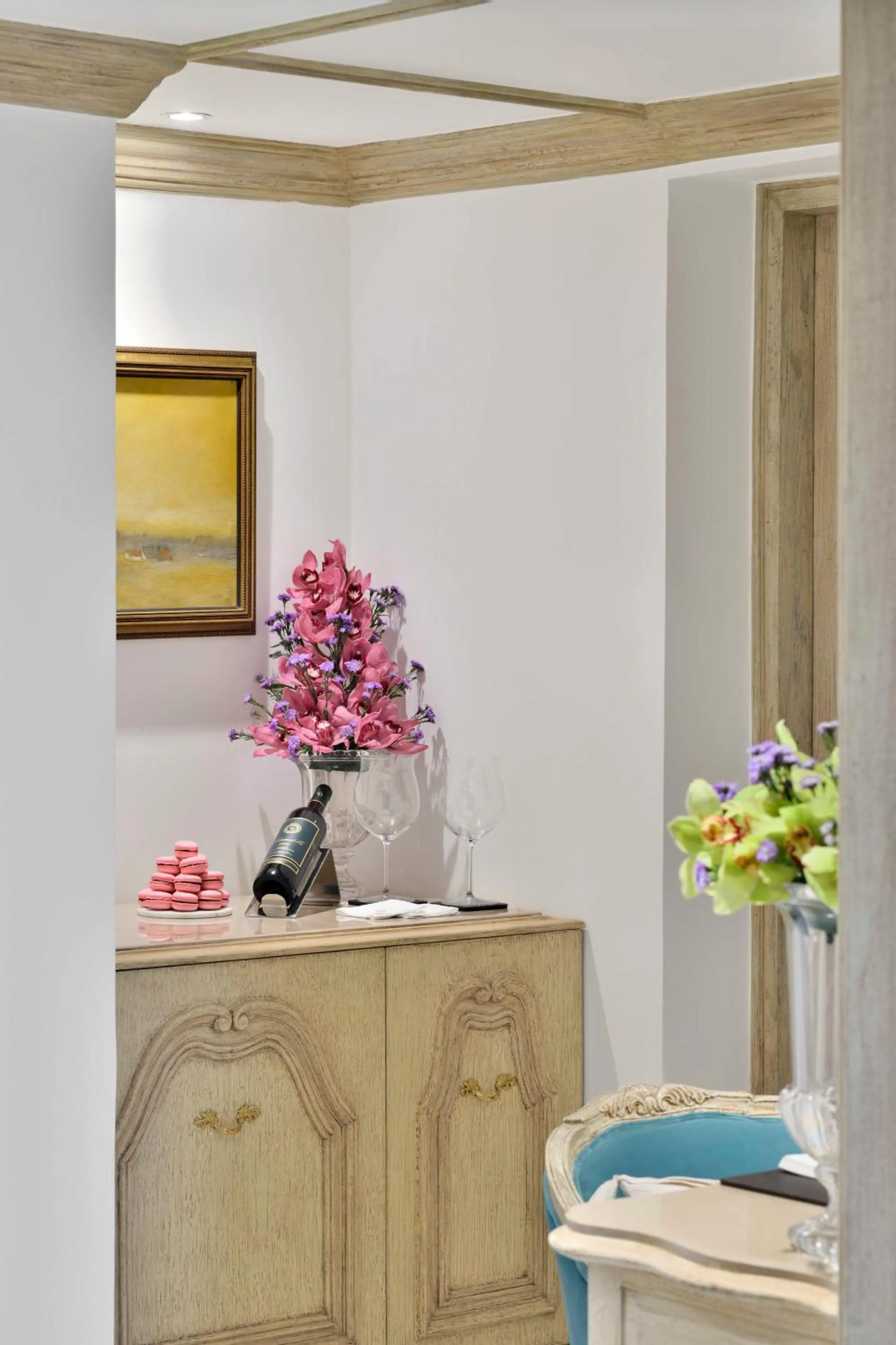 Living room in Taj Mahal, New Delhi