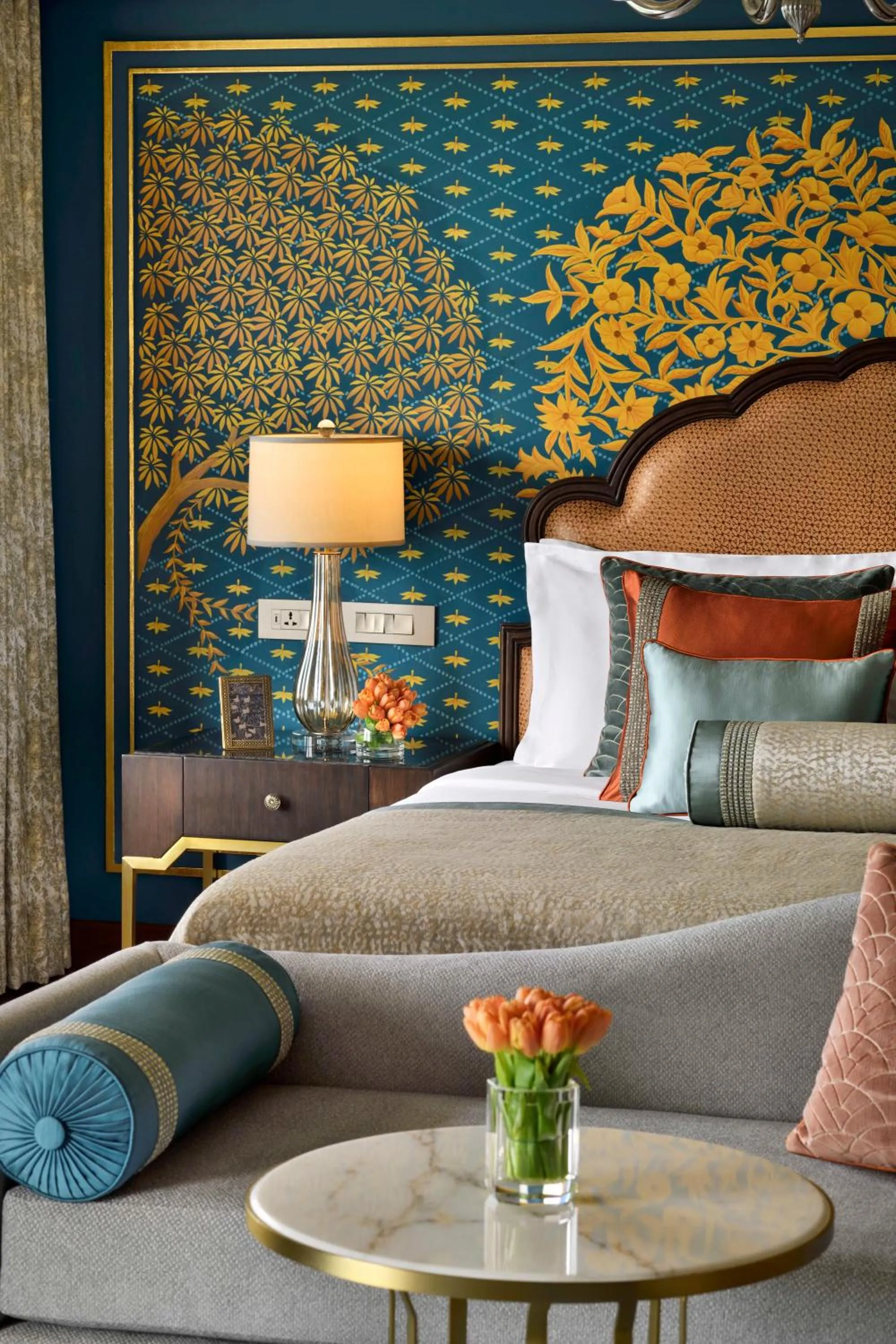 Bedroom, Bed in Taj Mahal, New Delhi