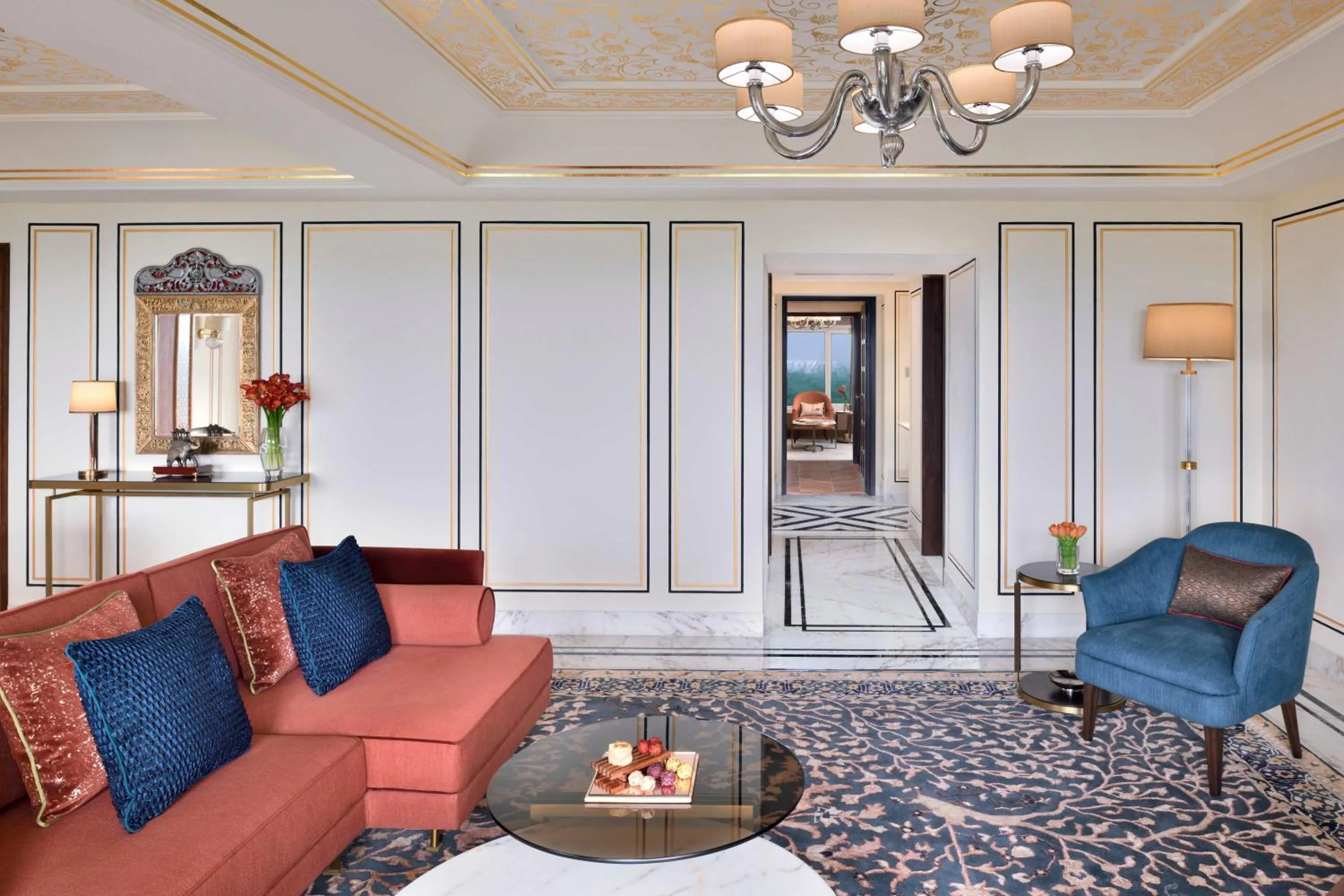 Living room in Taj Mahal, New Delhi