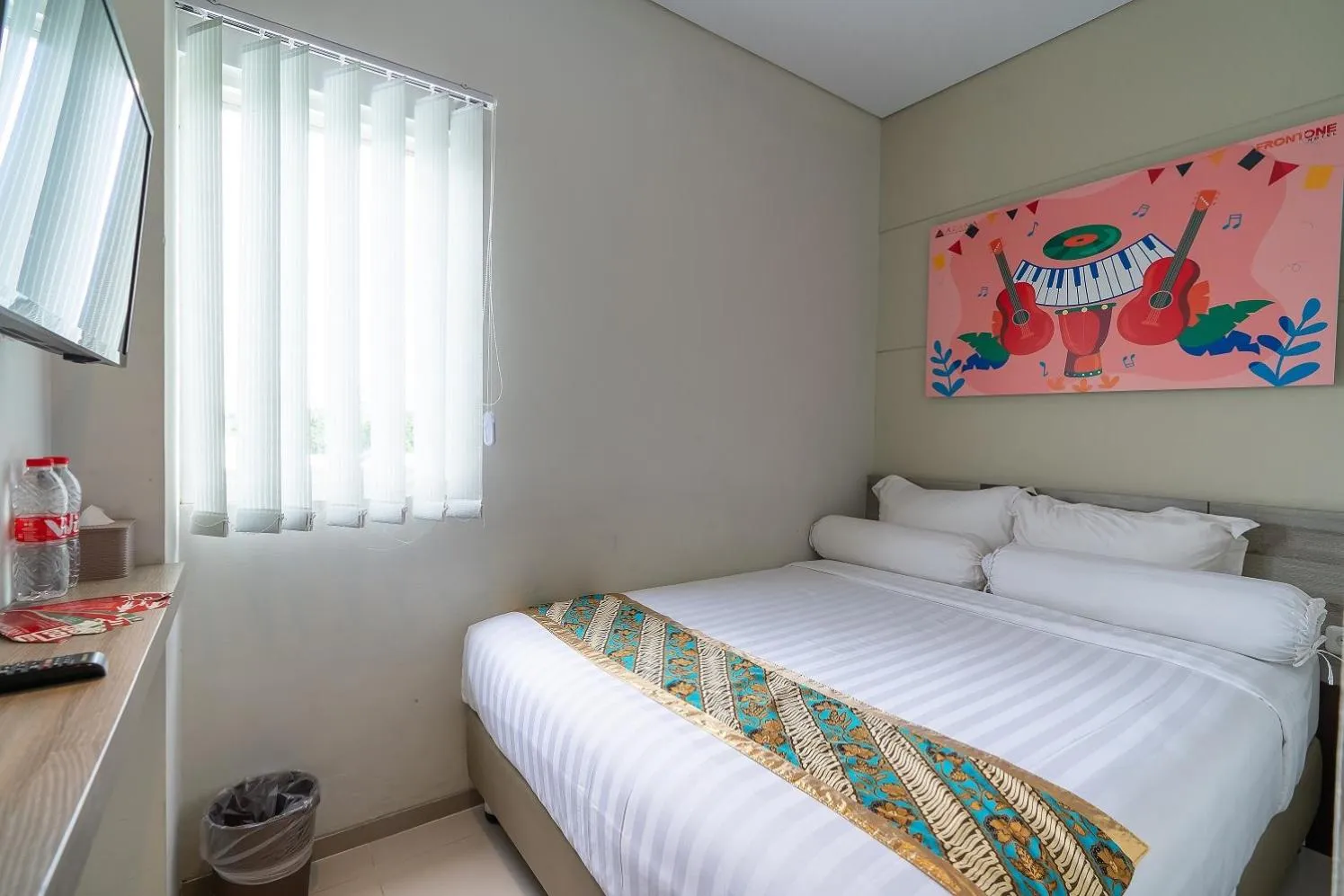 Bed in Front One Budget Boyolali