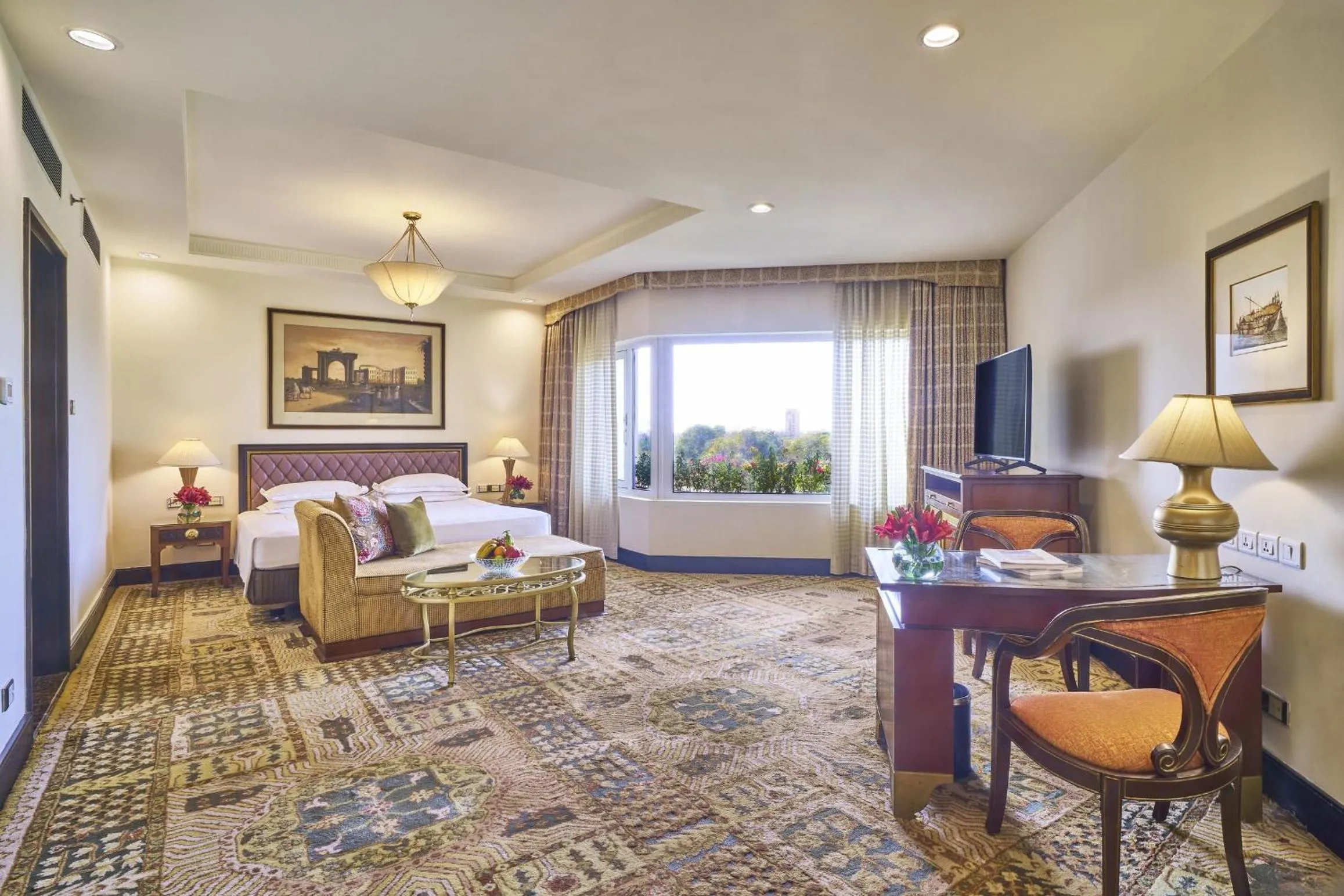 Living room in Taj Bengal