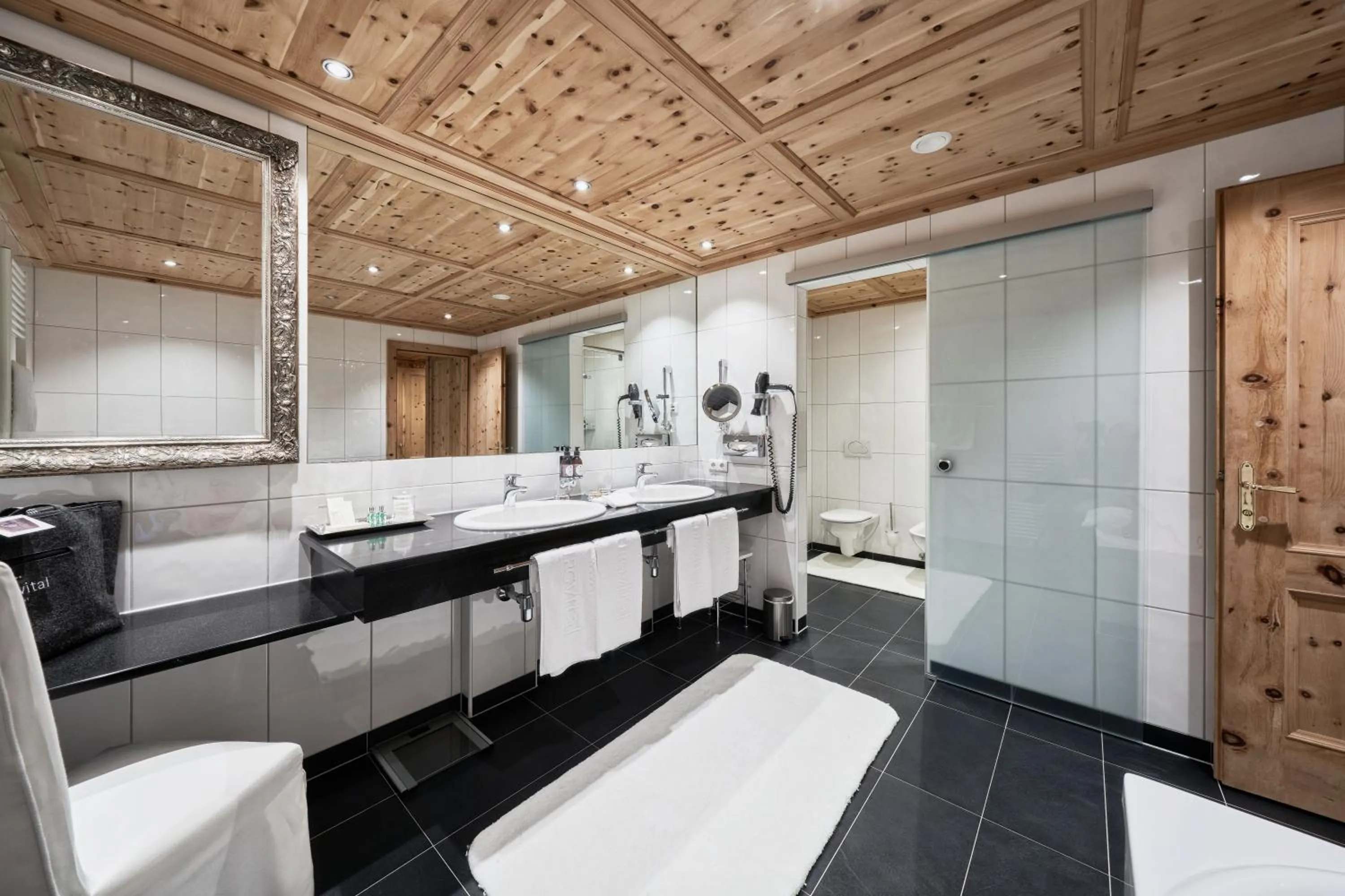 Bathroom in Burg Vital Resort