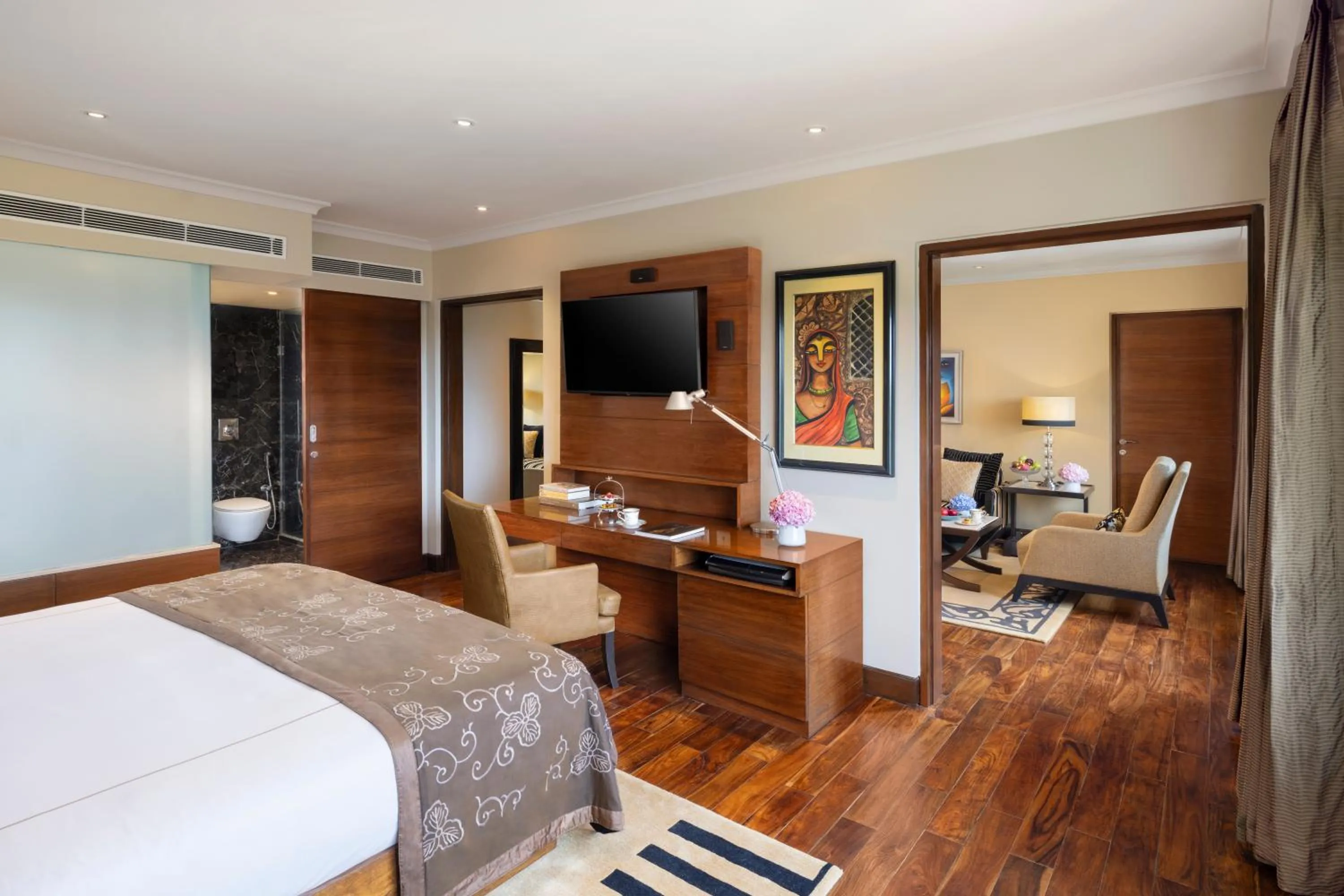 Bed in Taj Palace, New Delhi