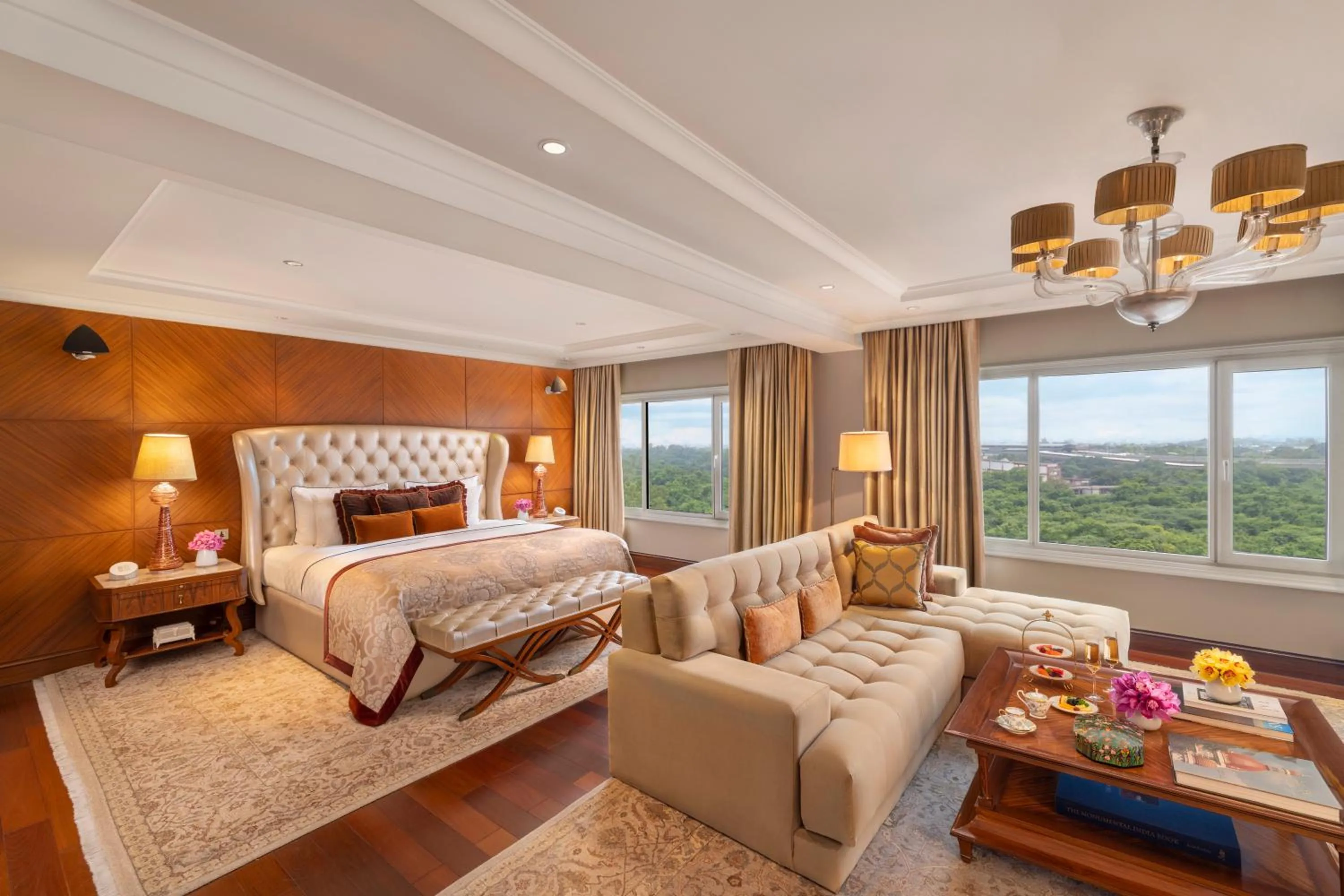 Bed in Taj Palace, New Delhi