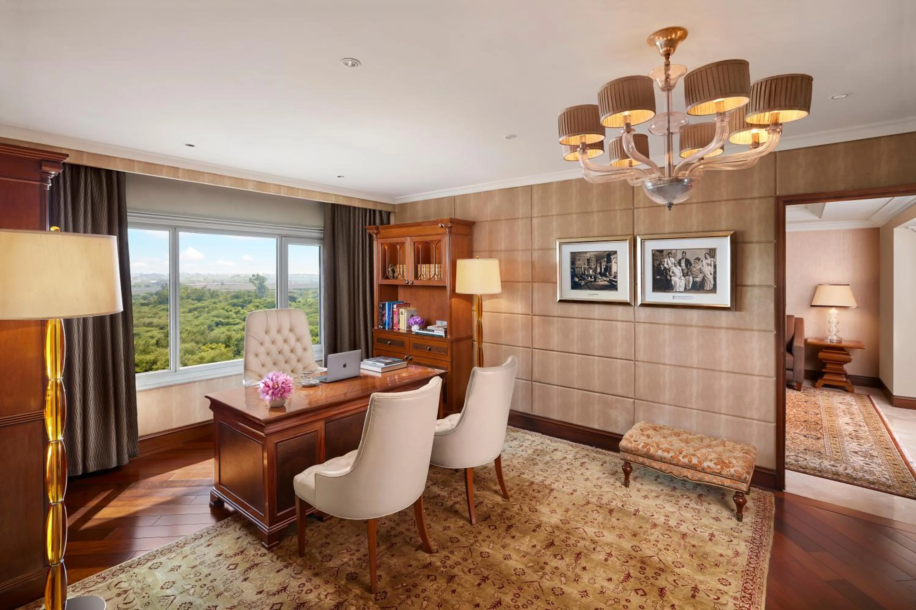 Living room in Taj Palace, New Delhi