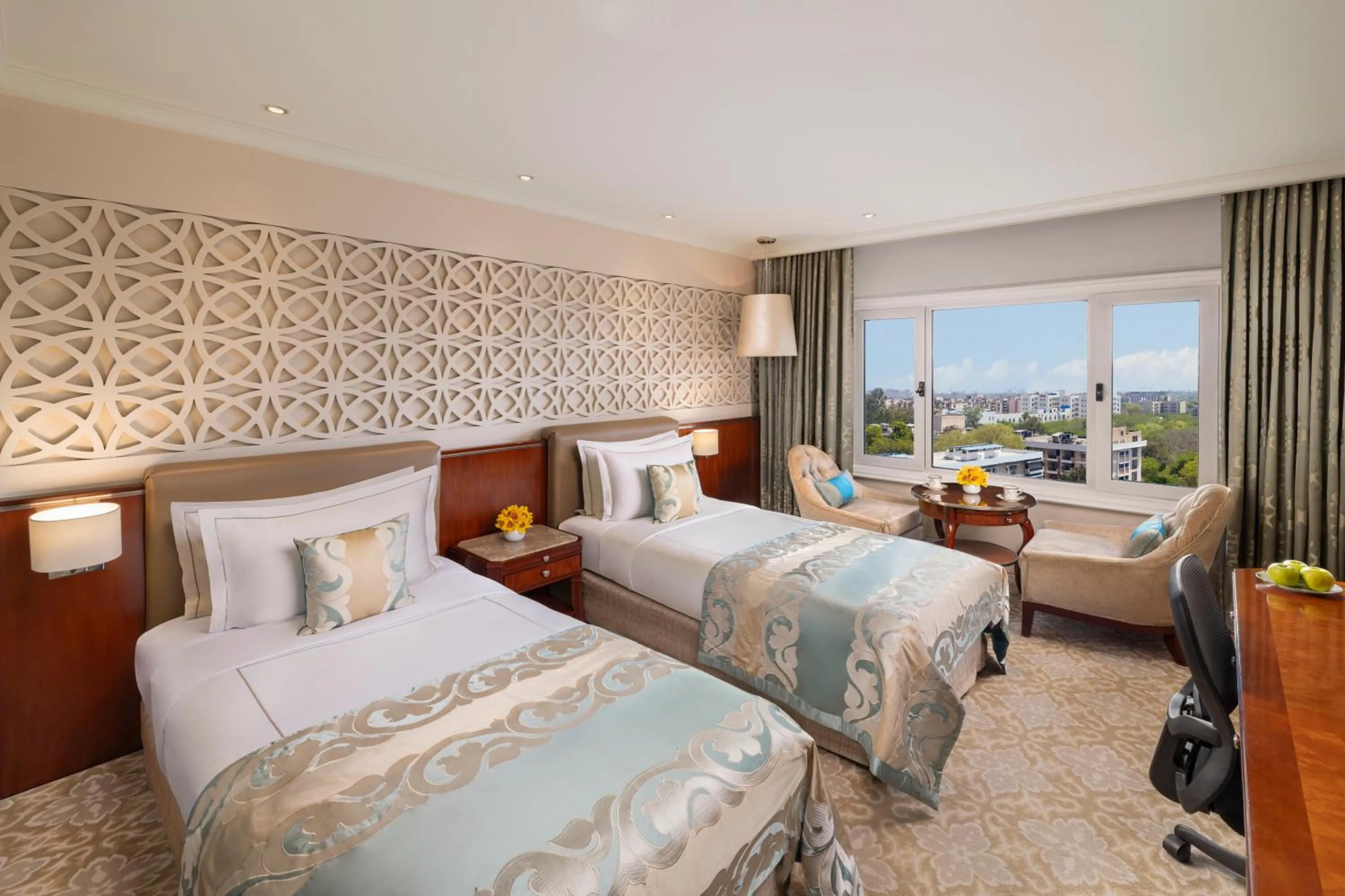 Bed in Taj Palace, New Delhi