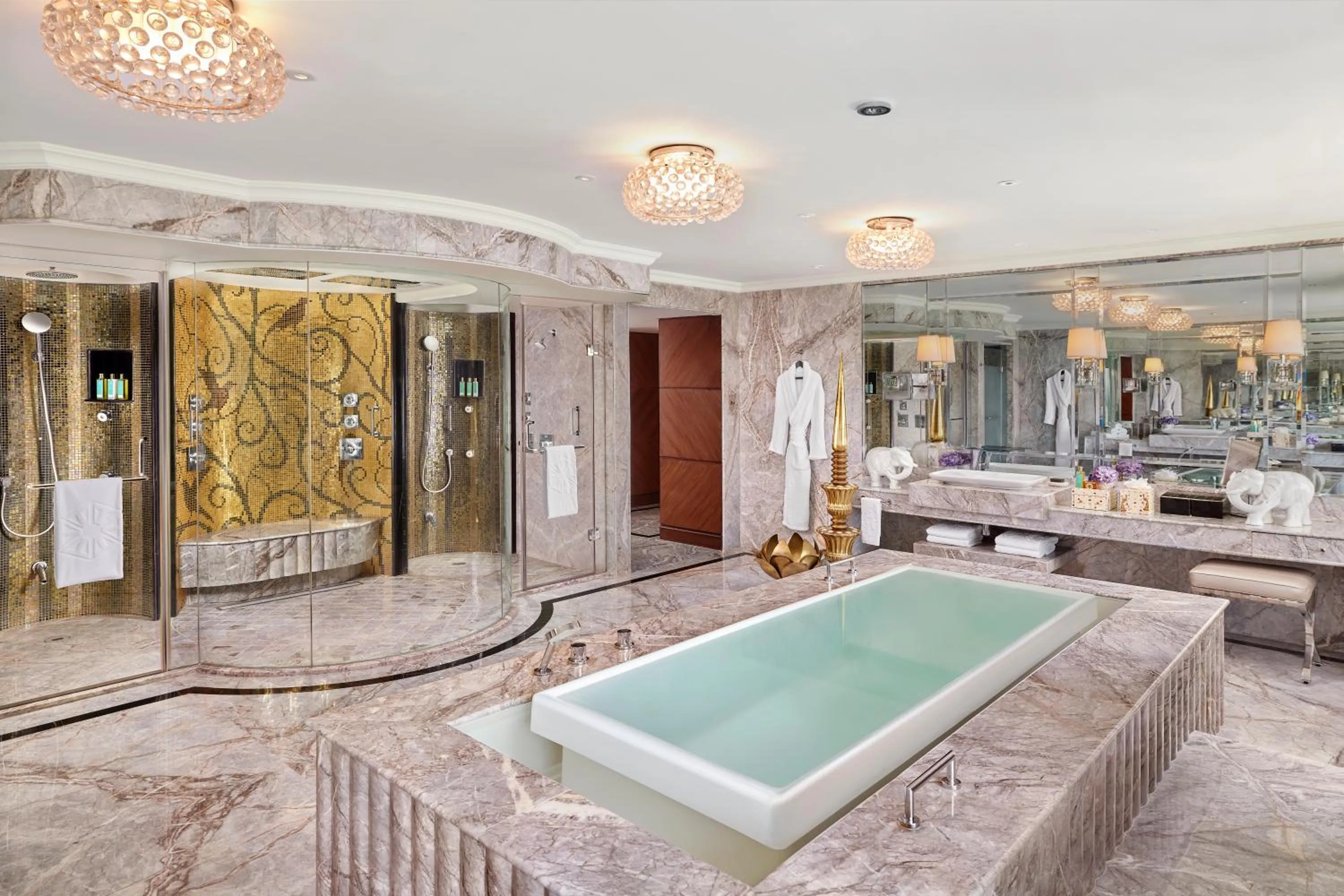 Bathroom in Taj Palace, New Delhi