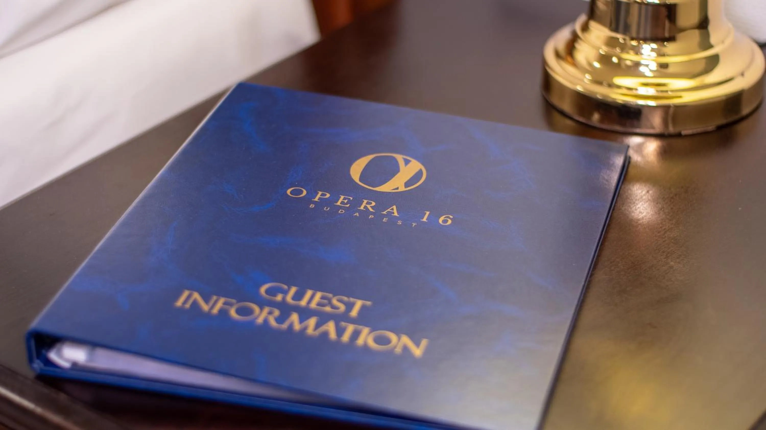 Logo/Certificate/Sign in OPERA16 Guestrooms