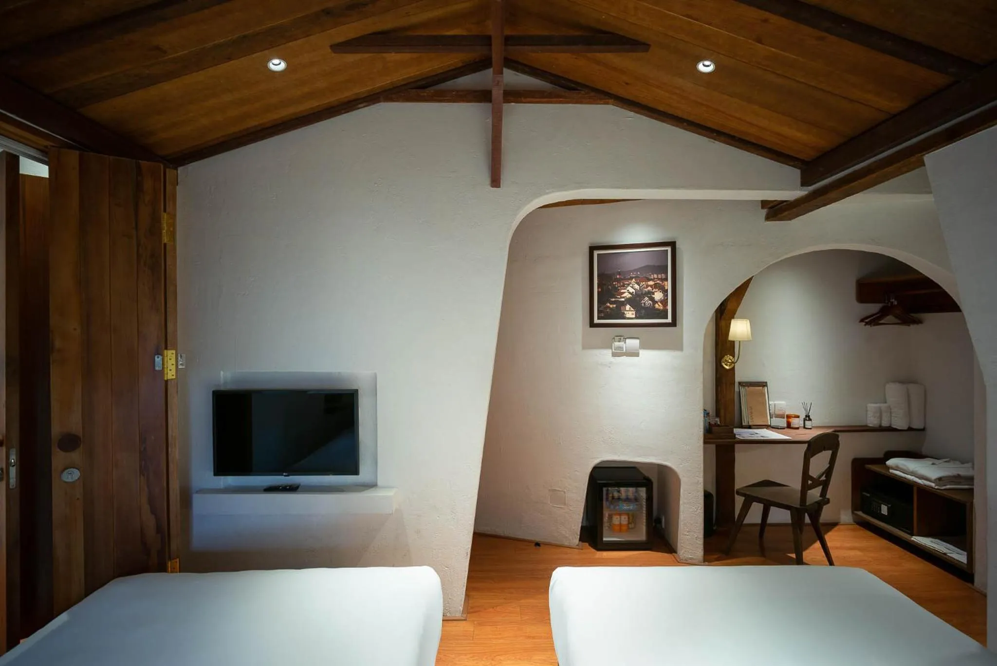 TV and multimedia, Bed in Banla Boutique Hotel