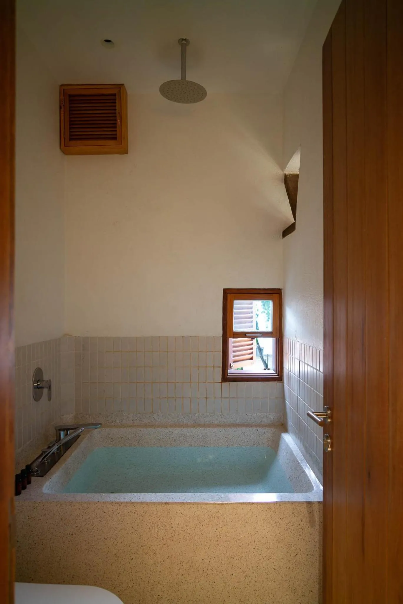 Hot Tub in Banla Boutique Hotel