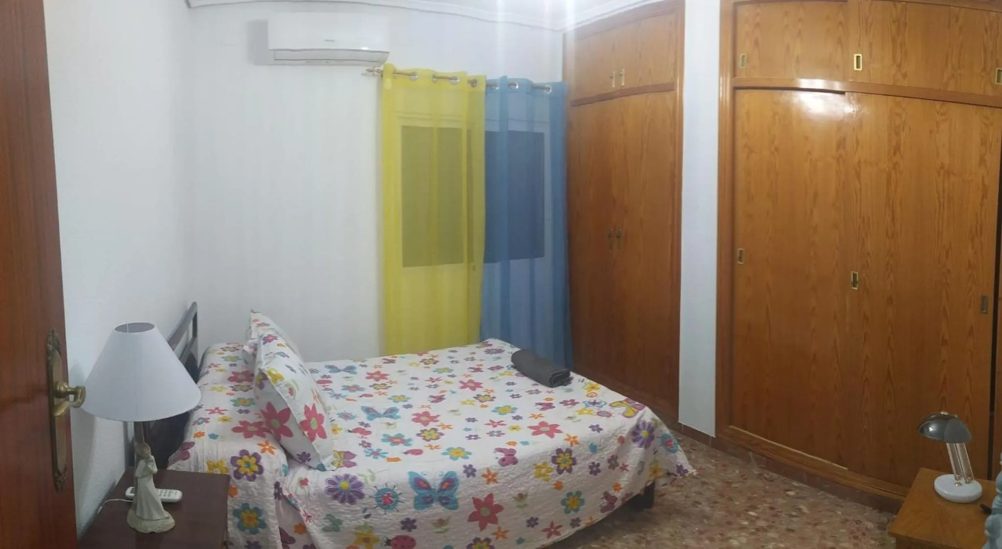 Other, Bed in A Beautiful spacious Two Bedroom Apartment CB8EV