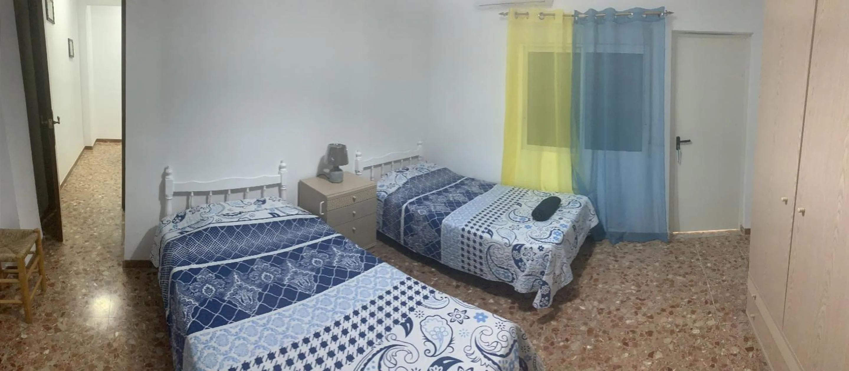 Other, Bed in A Beautiful spacious Two Bedroom Apartment CB8EV