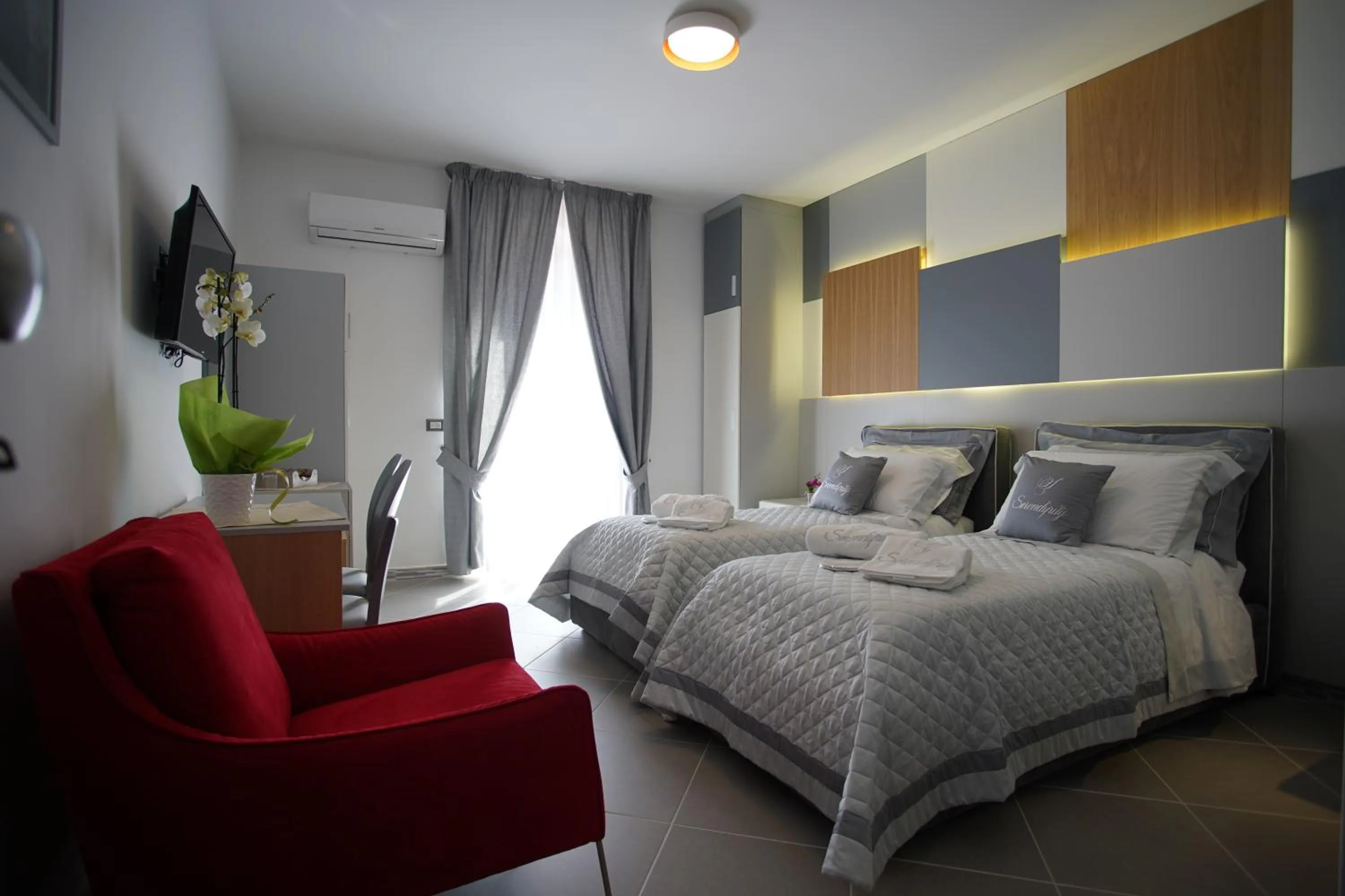 Bed in Serendipity B&B