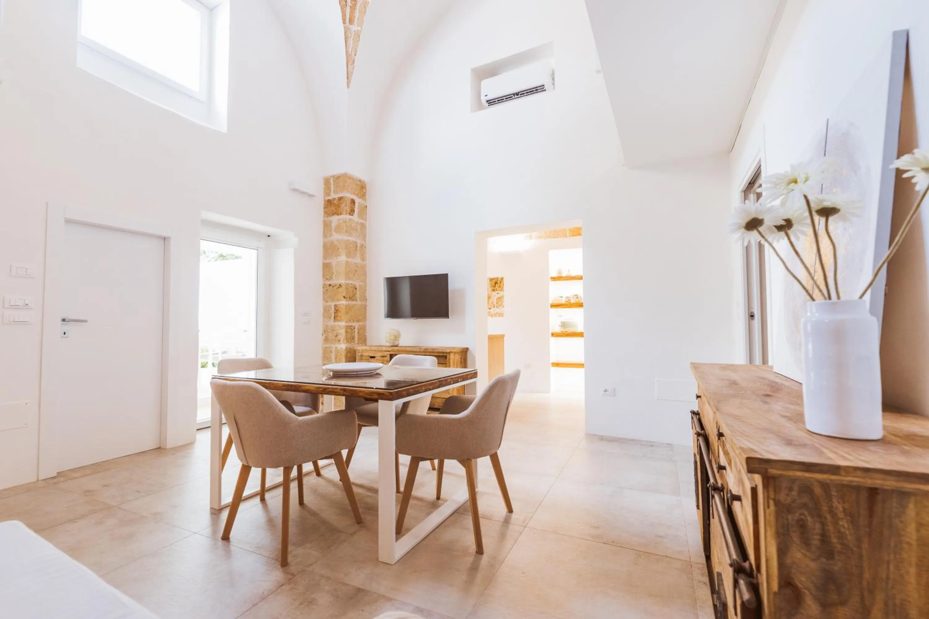 Dining area in Don Fernando 1938