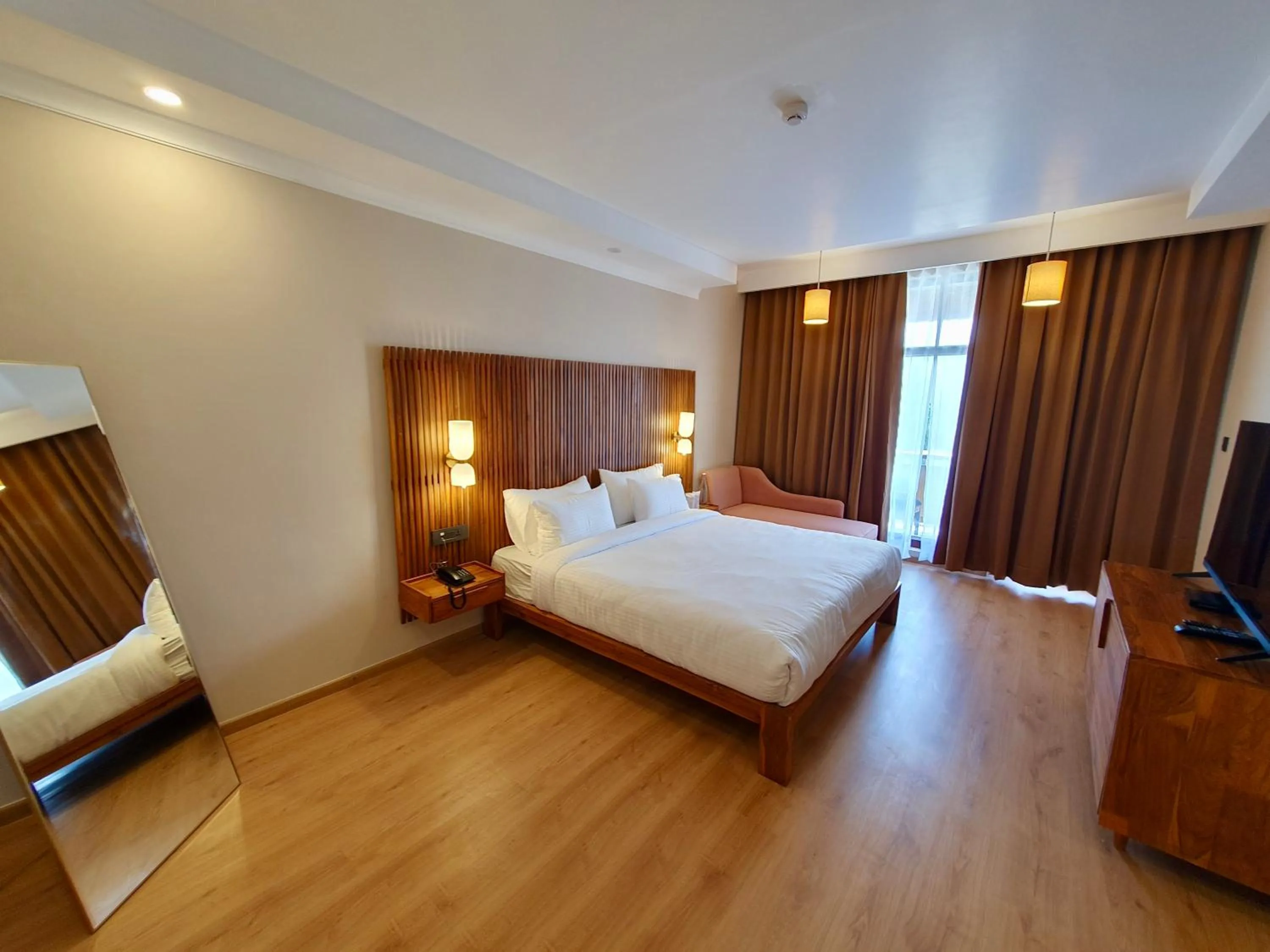 Photo of the whole room, Bed in Hotel Amanthi Ladakh