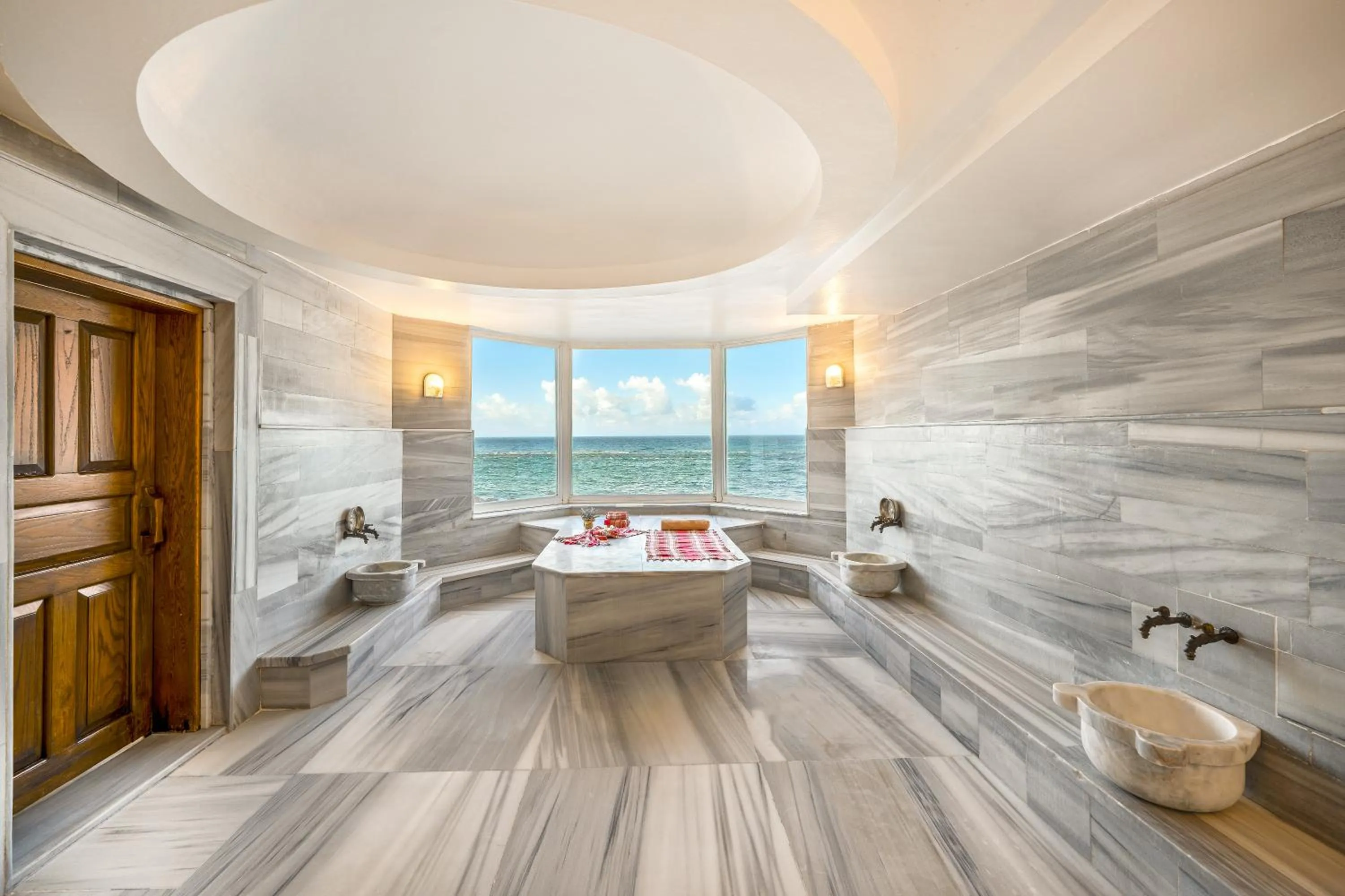 Public Bath in Salamis Bay Conti Hotel Resort & SPA & Casino