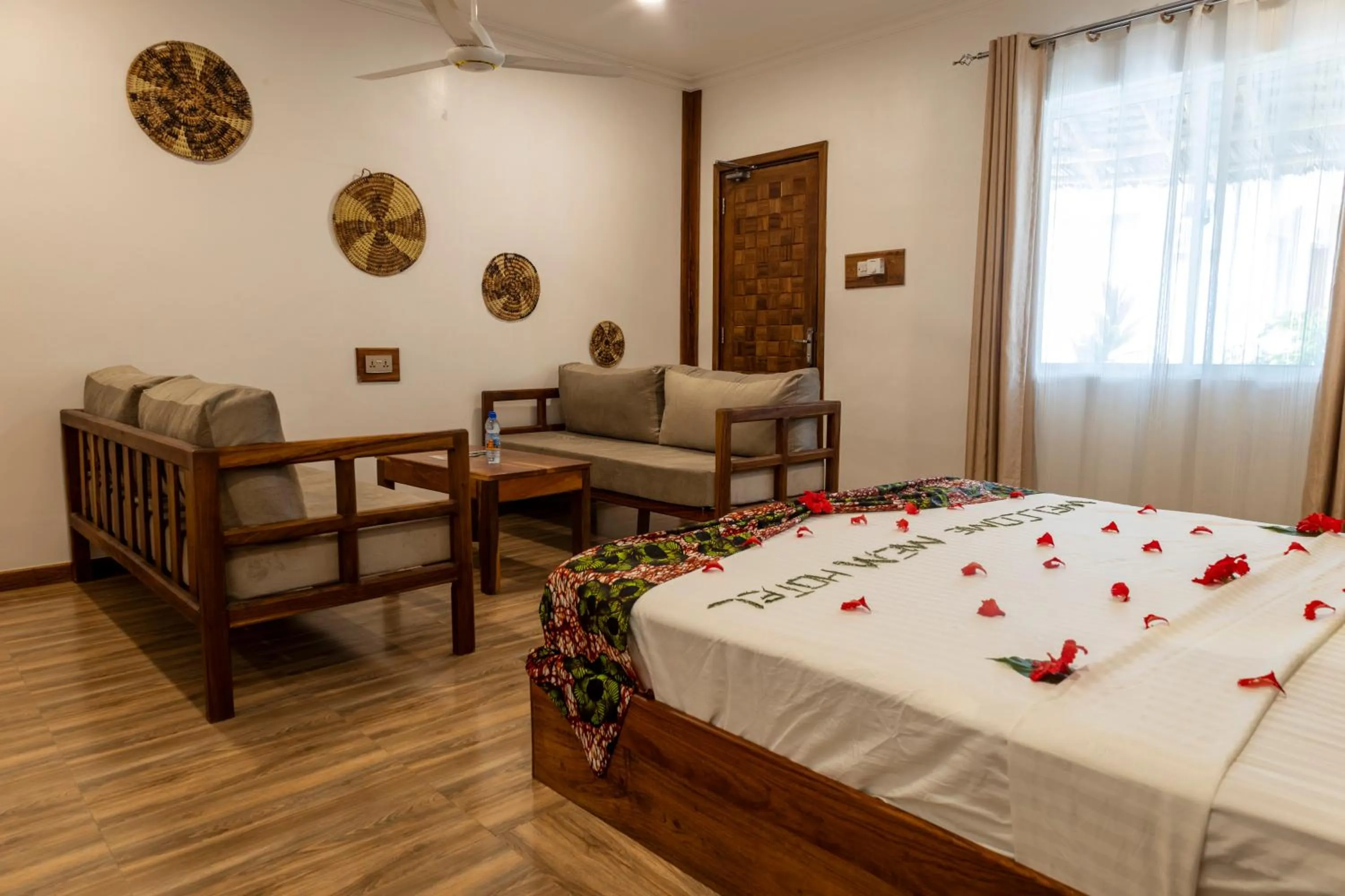 Bed in Mem Luxury Apartments and Hotel