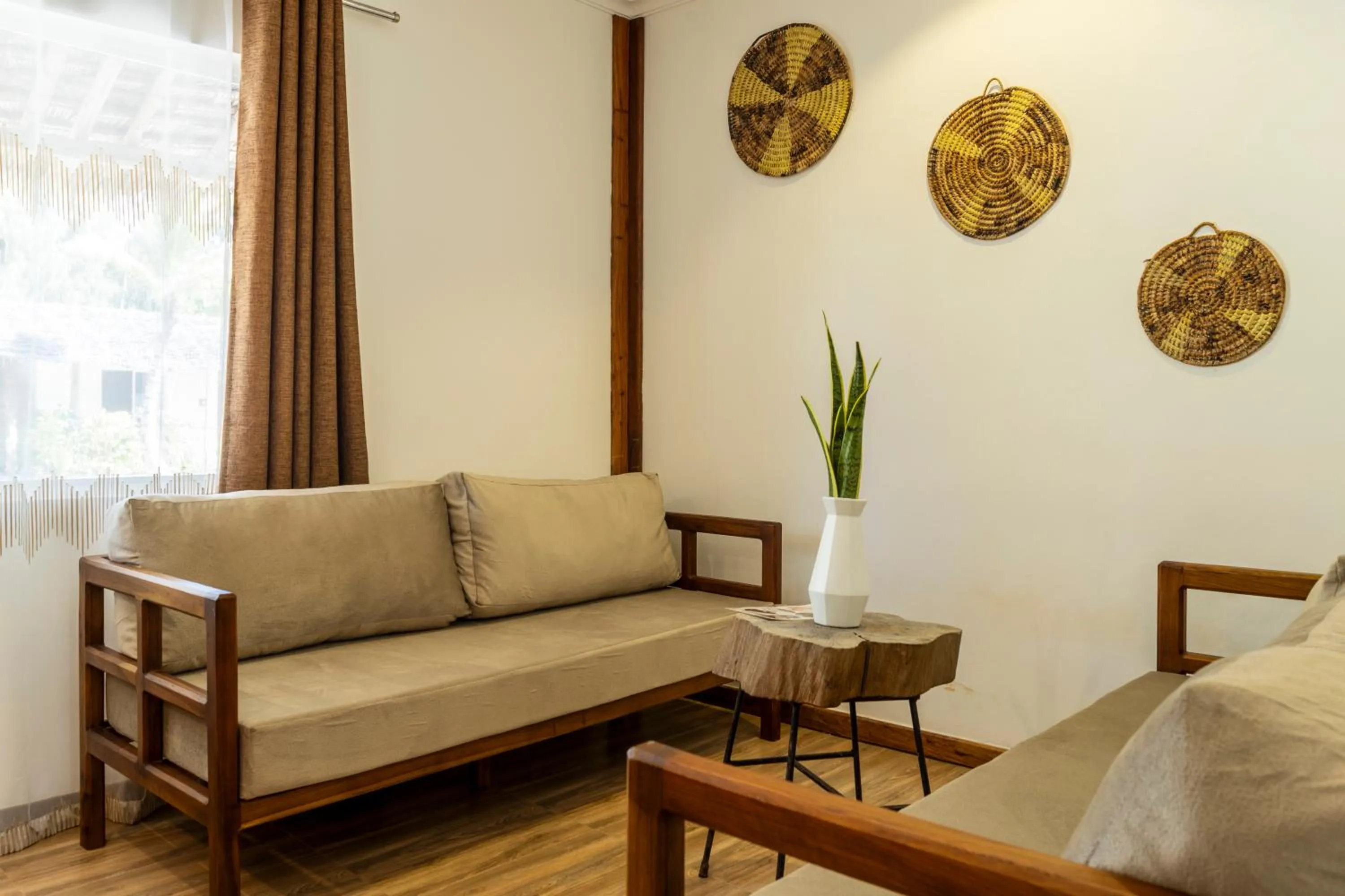 Mem Luxury Apartments and Hotel