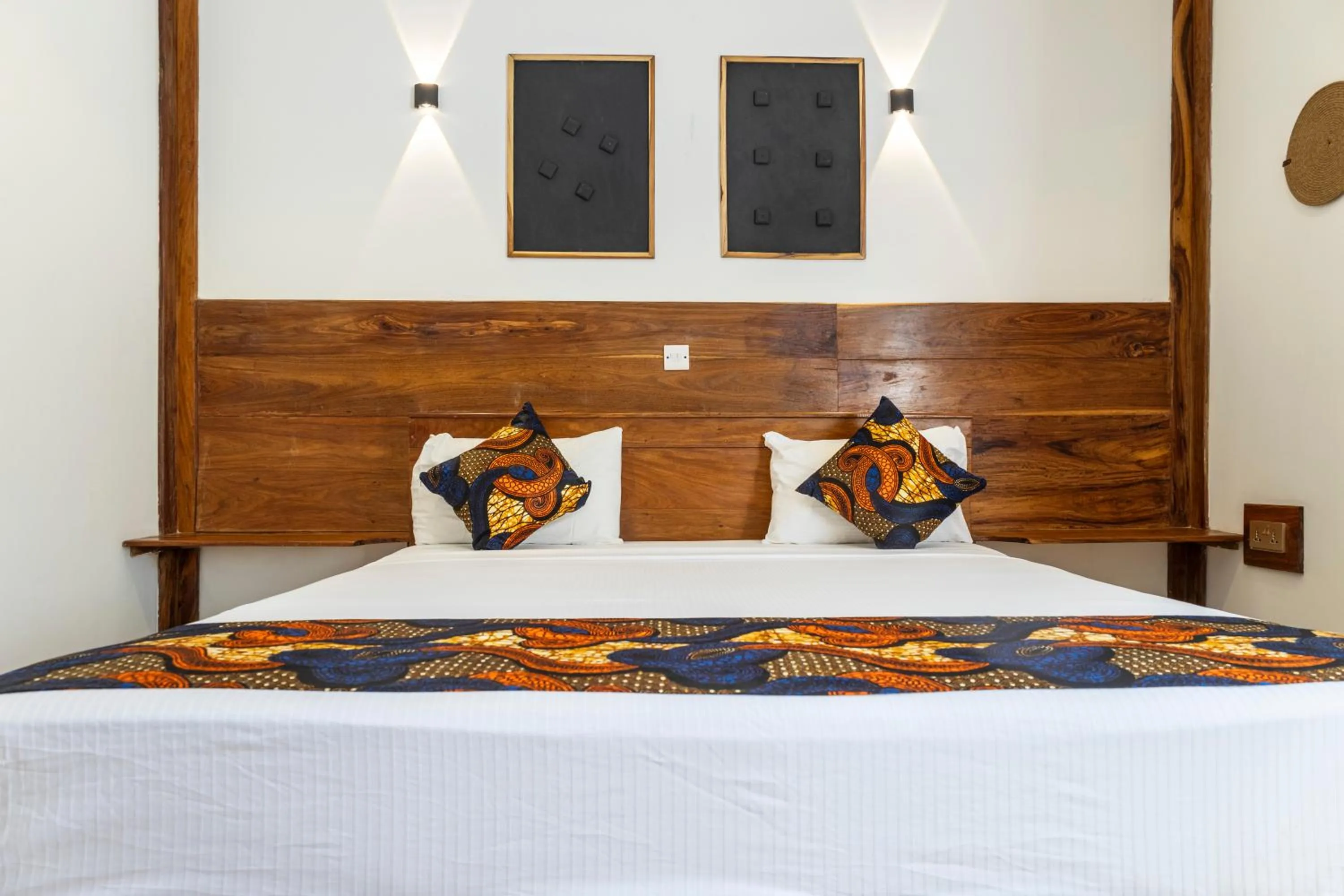 Bed in Mem Luxury Apartments and Hotel