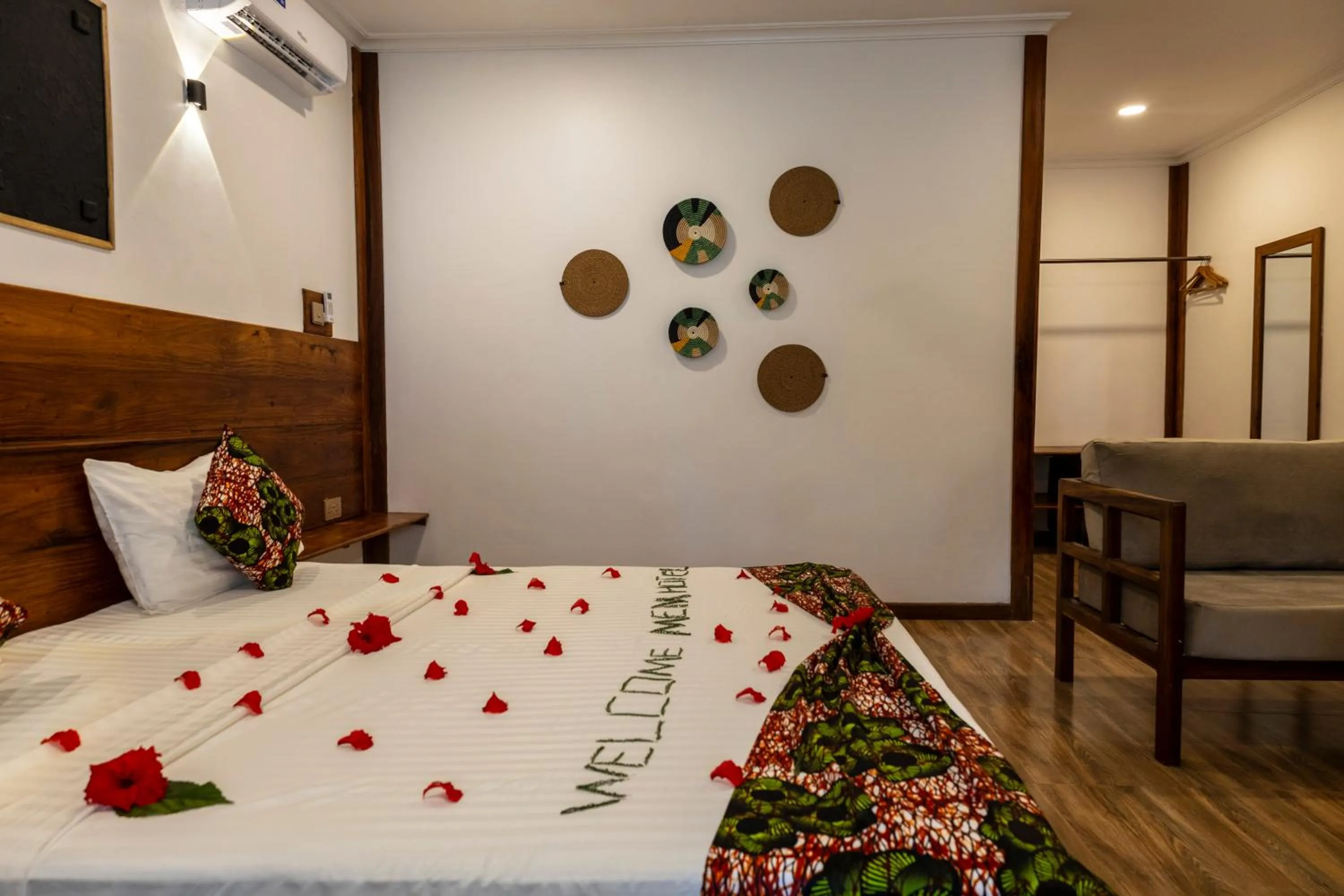 Bed in Mem Luxury Apartments and Hotel