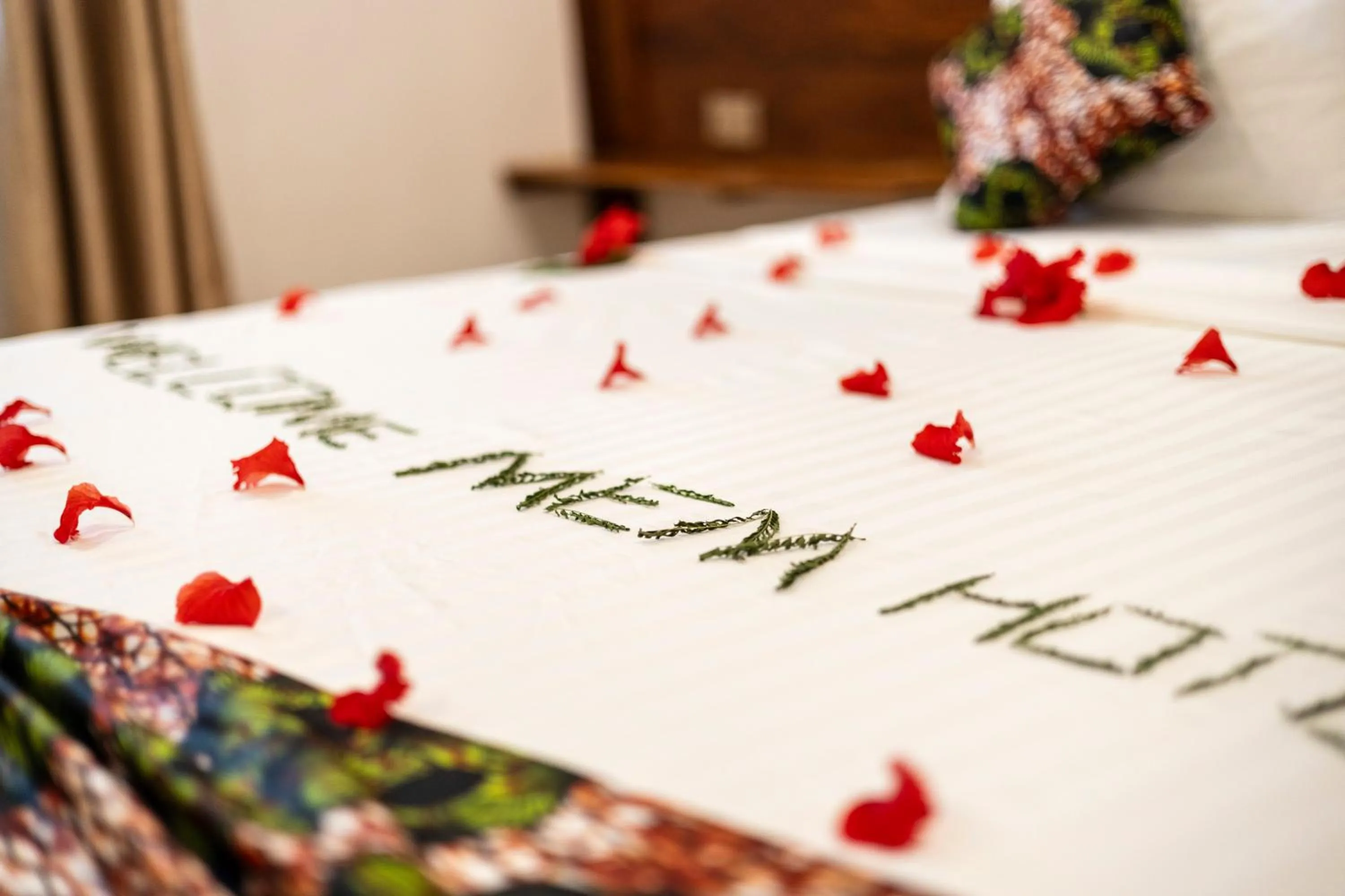 Bed in Mem Luxury Apartments and Hotel